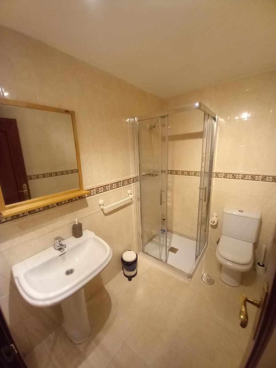 Airport & Arena Apartments