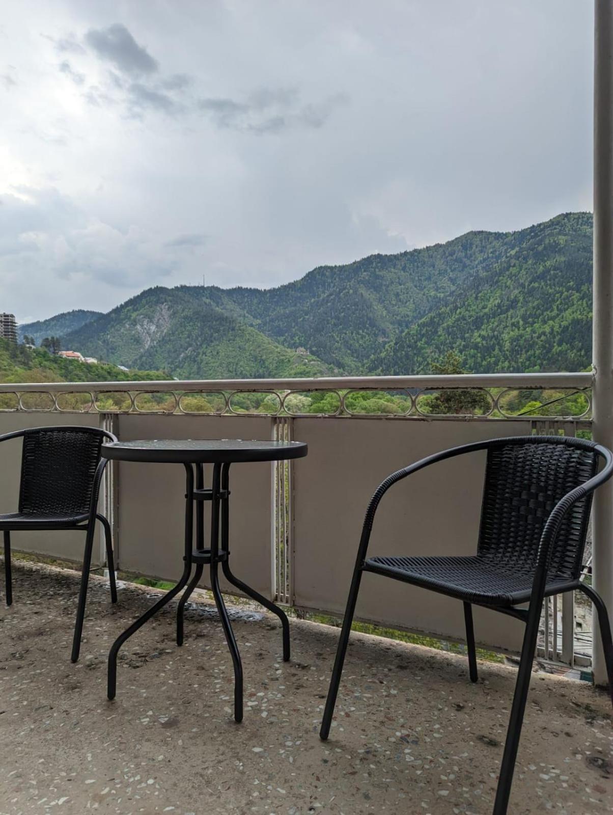 Holiday House Likani