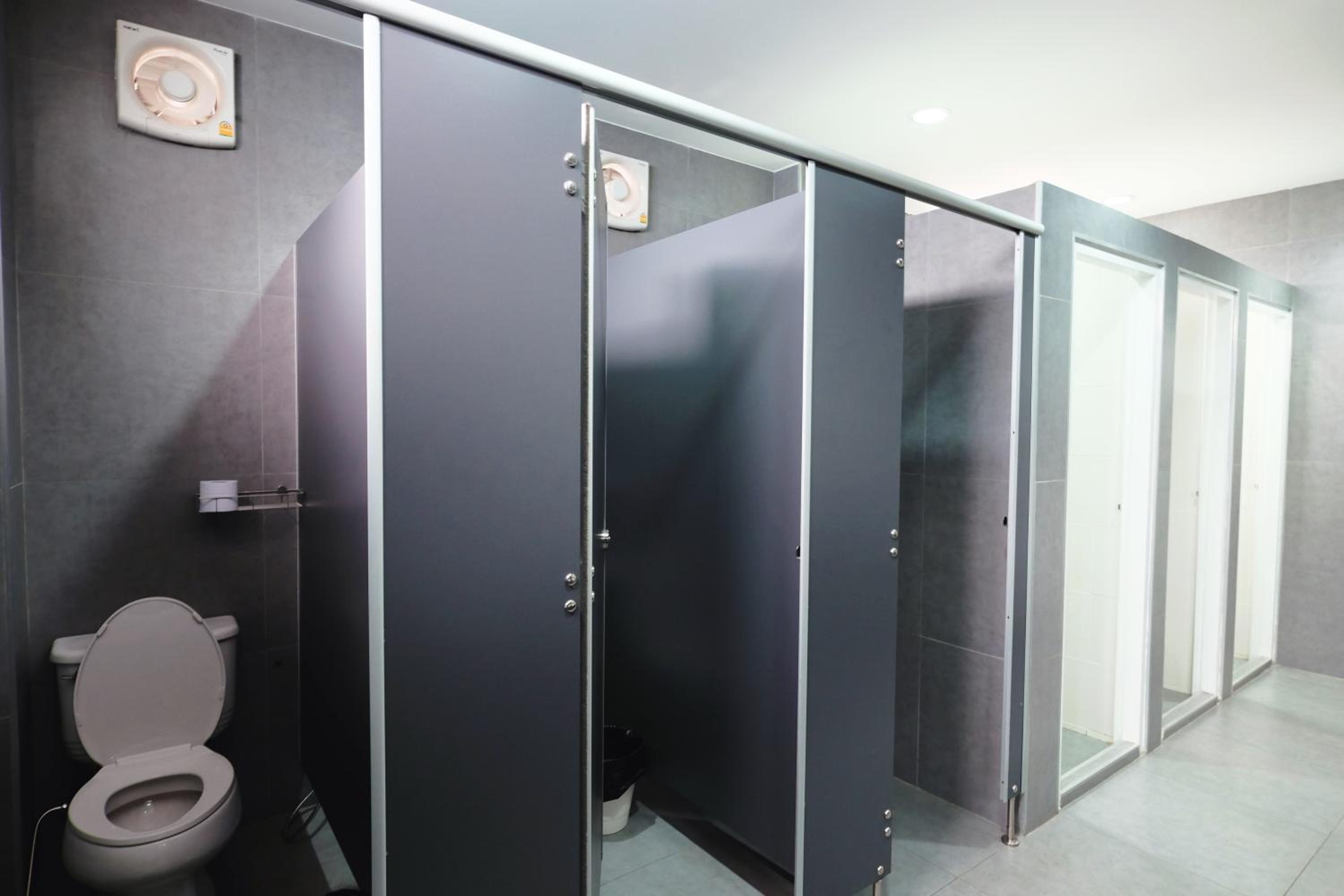 Wayha Hostel Don Mueang Airport