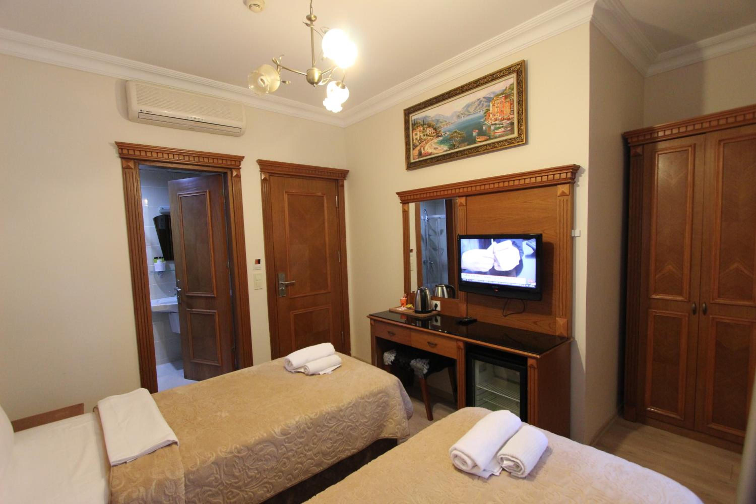 Hotel New House - Image 21