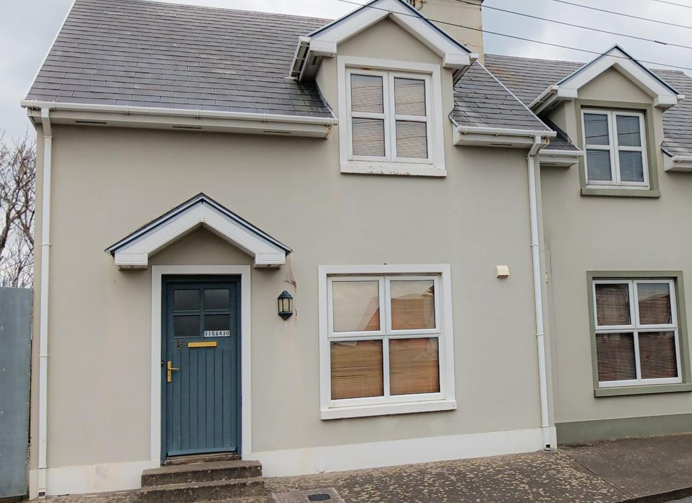 Kilkee Townhouse by Trident Holiday Homes