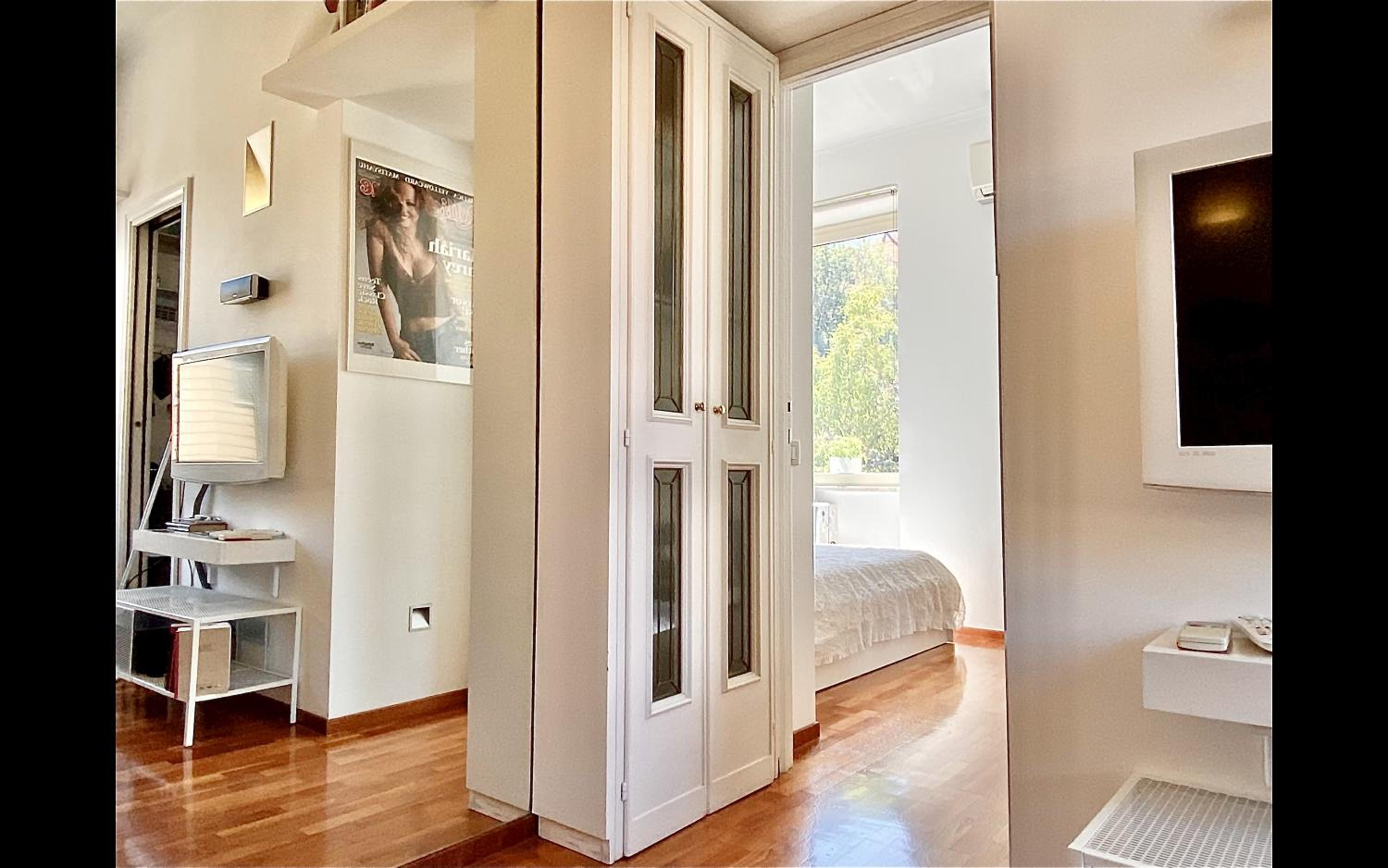 Charming mini apartment near Vatican with parking
