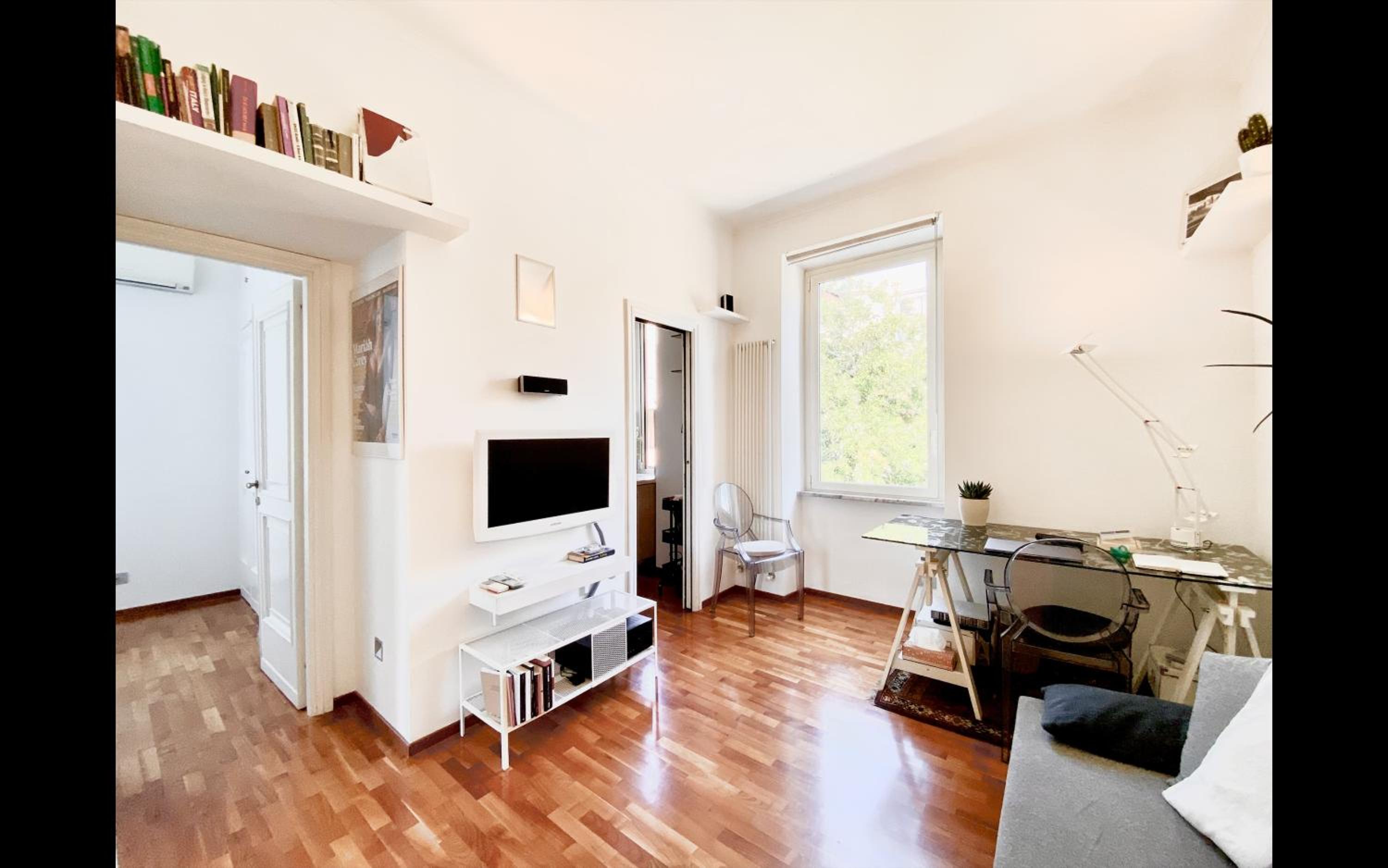 Charming mini apartment near Vatican with parking