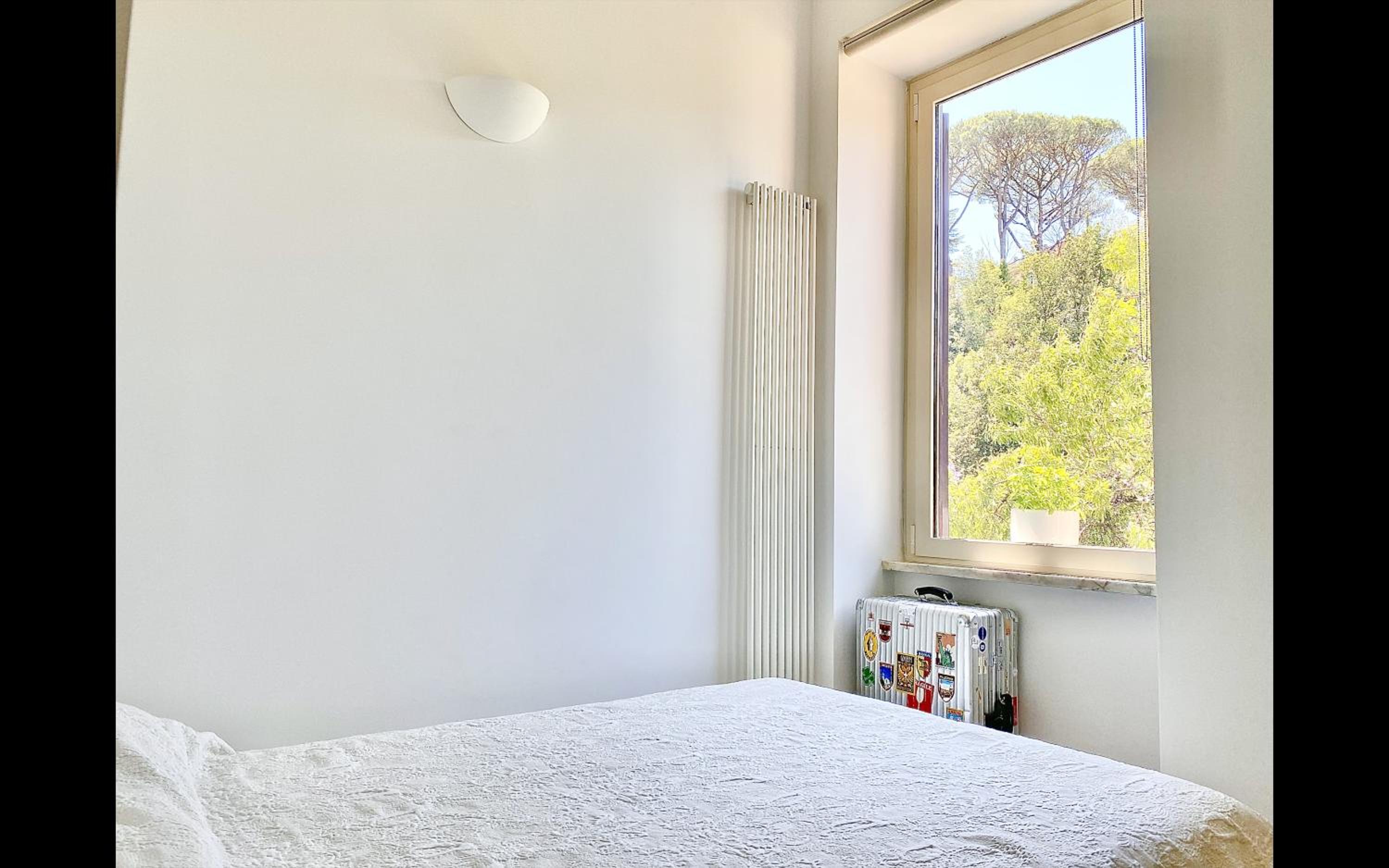 Charming mini apartment near Vatican with parking