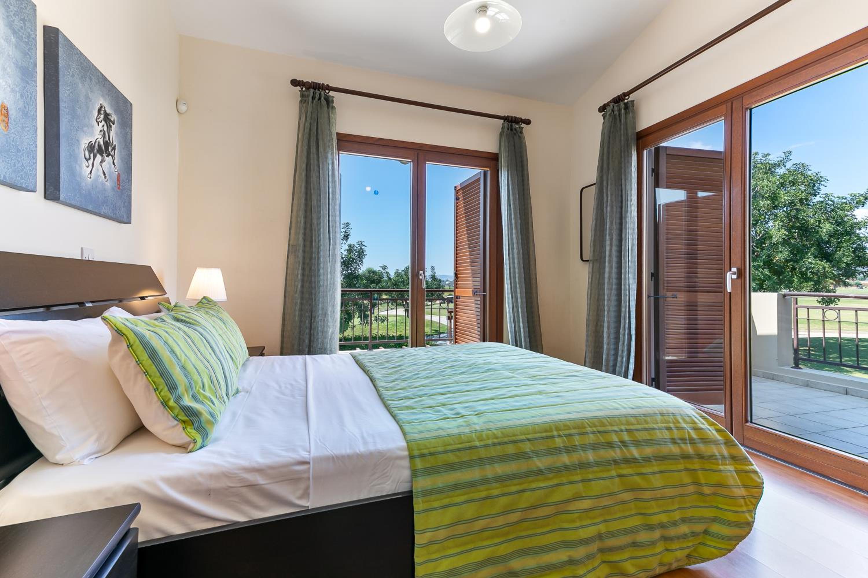 3 bedroom Villa Athina with private pool and golf views, Aphrodite Hills Resort