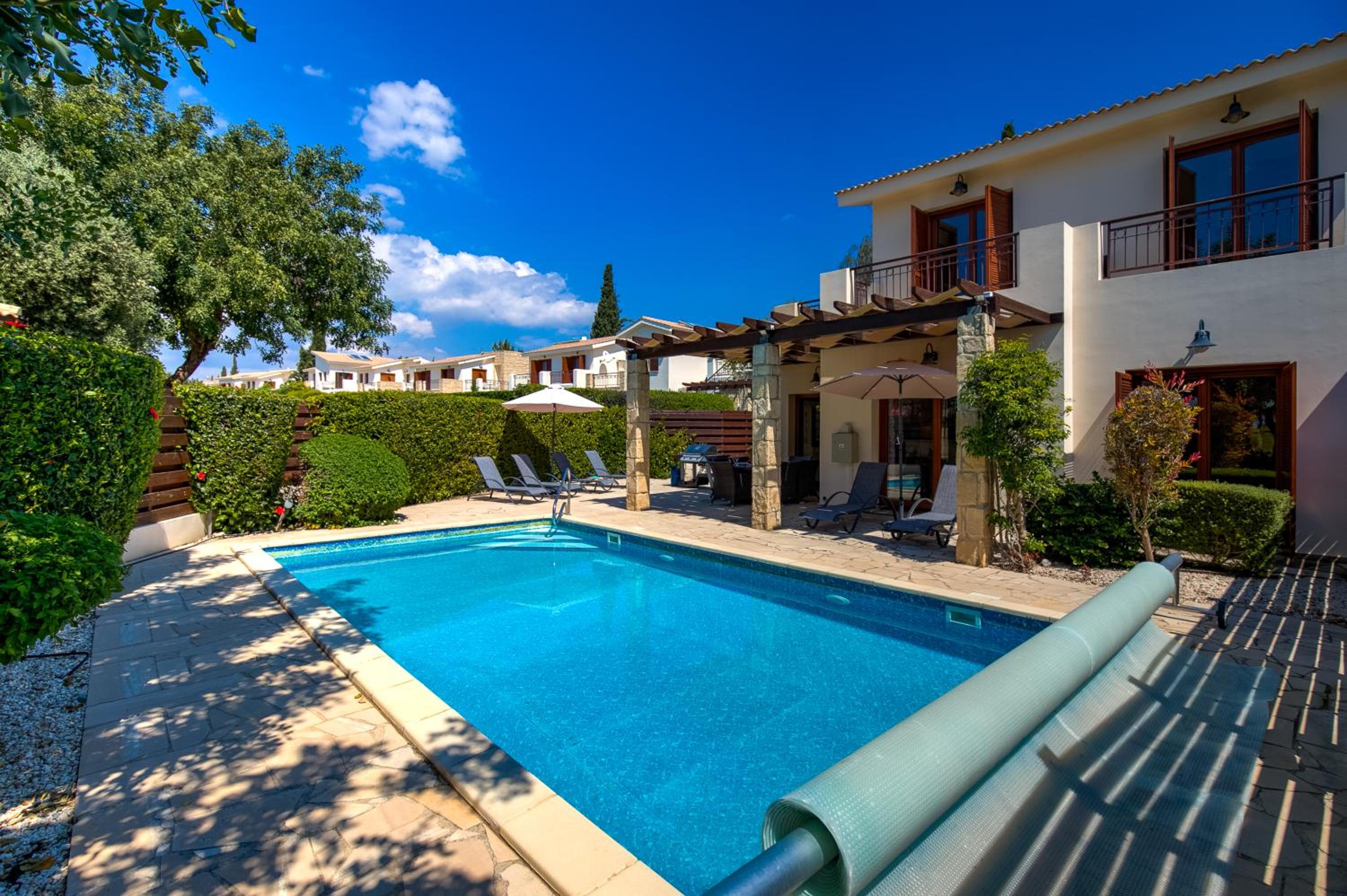 3 bedroom Villa Athina with private pool and golf views, Aphrodite Hills Resort