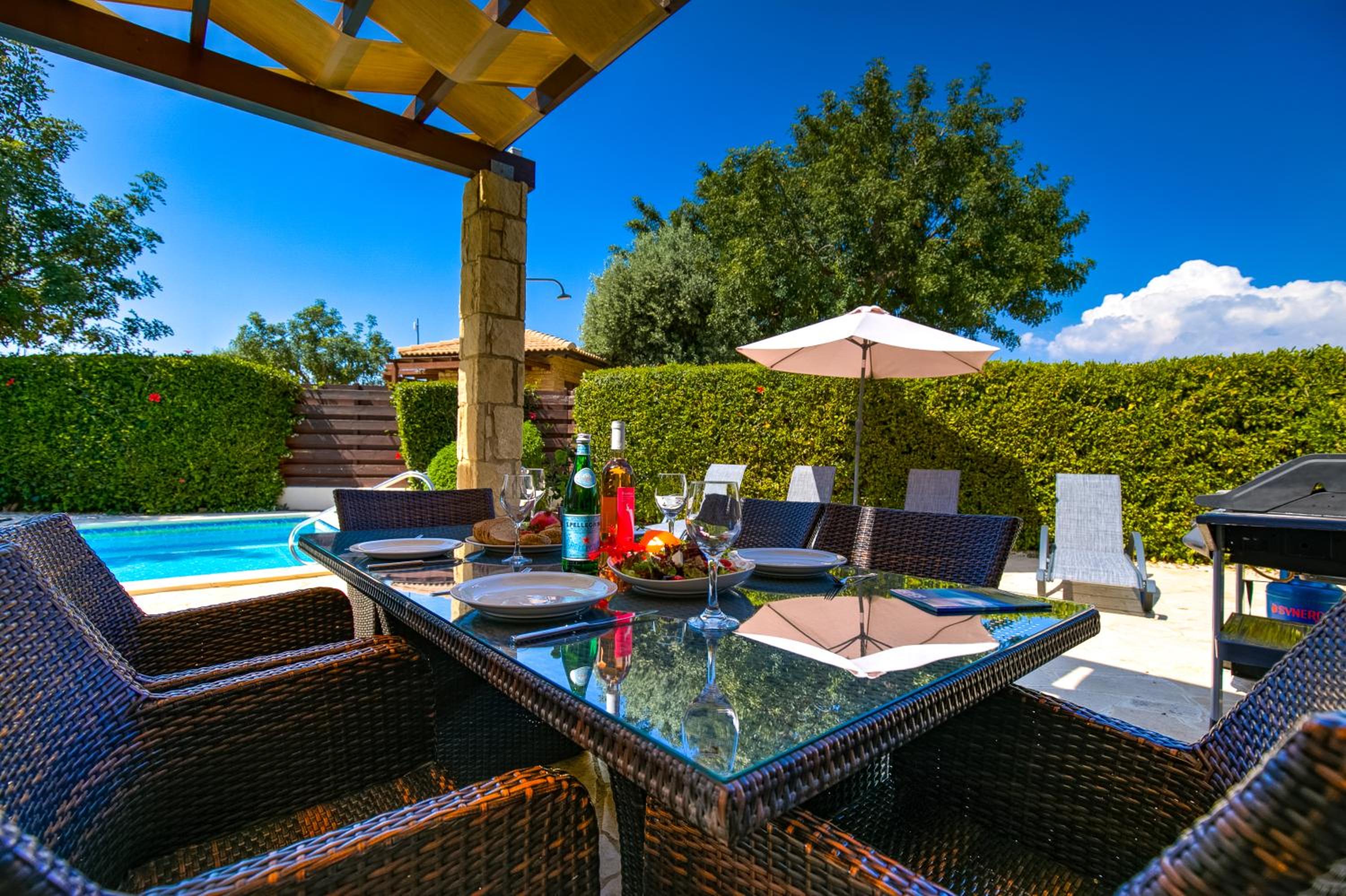 3 bedroom Villa Athina with private pool and golf views, Aphrodite Hills Resort