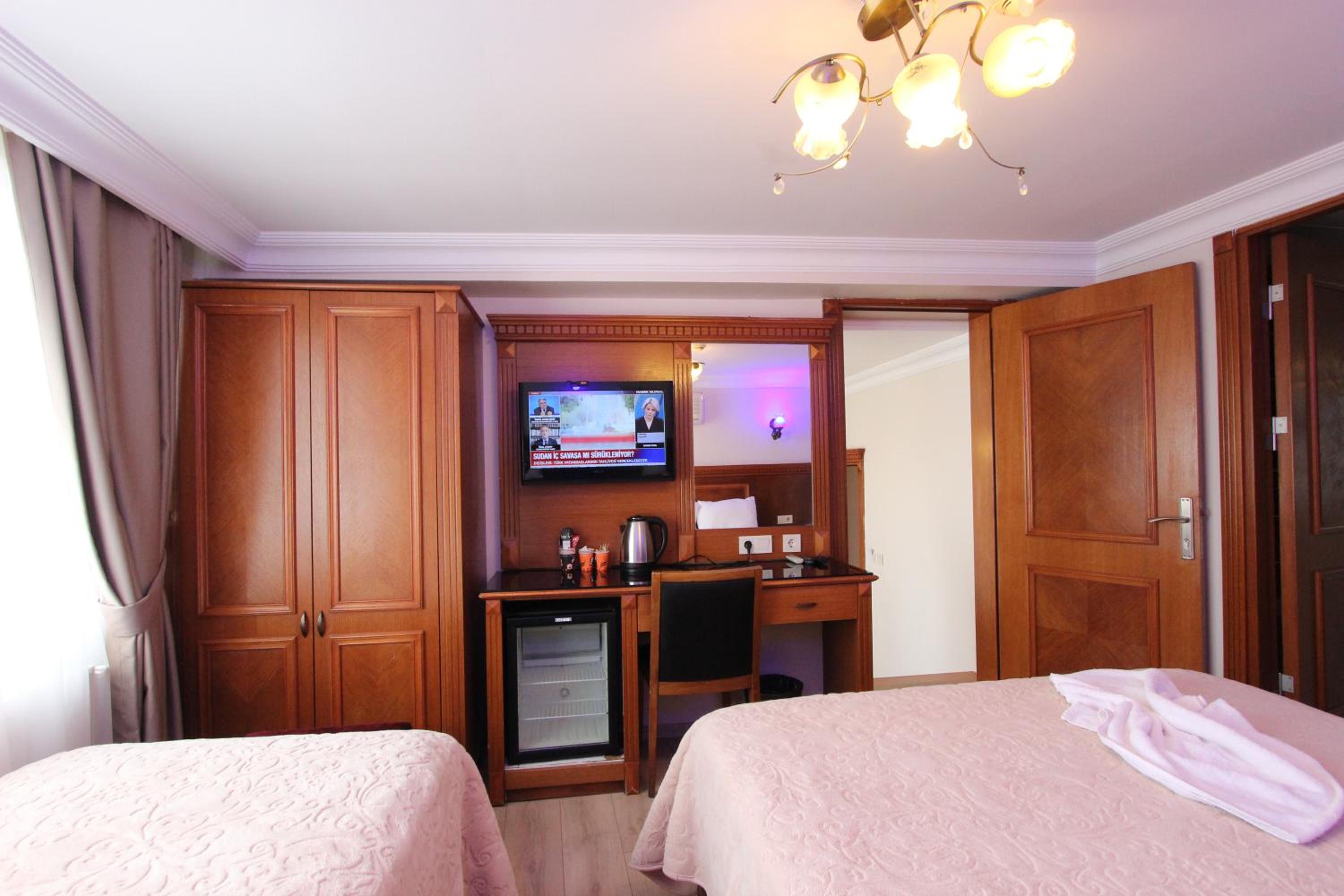 Hotel New House - Image 37