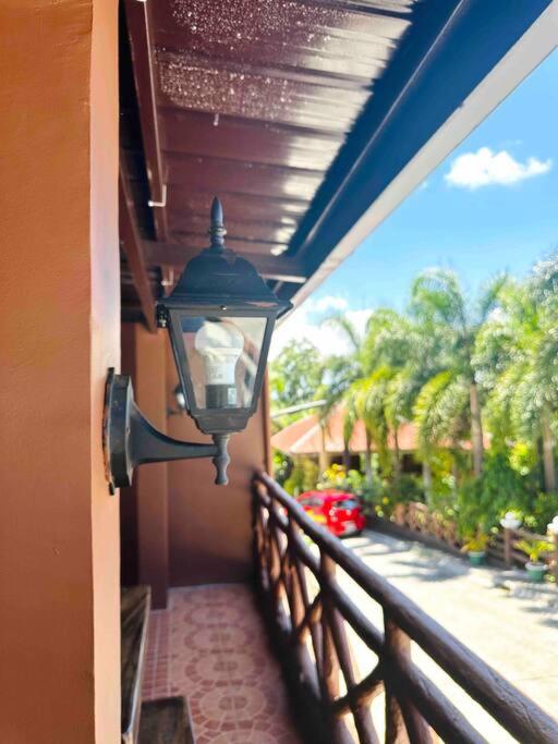 Family-Friendly Cabin Hideaway, Alfonso Tagaytay view 4