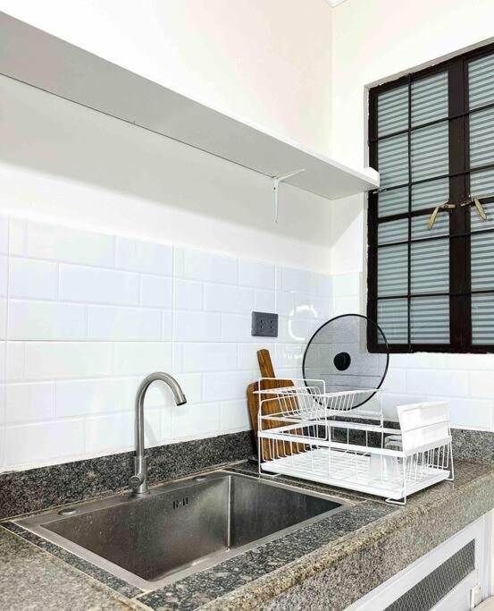 Family-Friendly Cabin Hideaway, Alfonso Tagaytay view 5