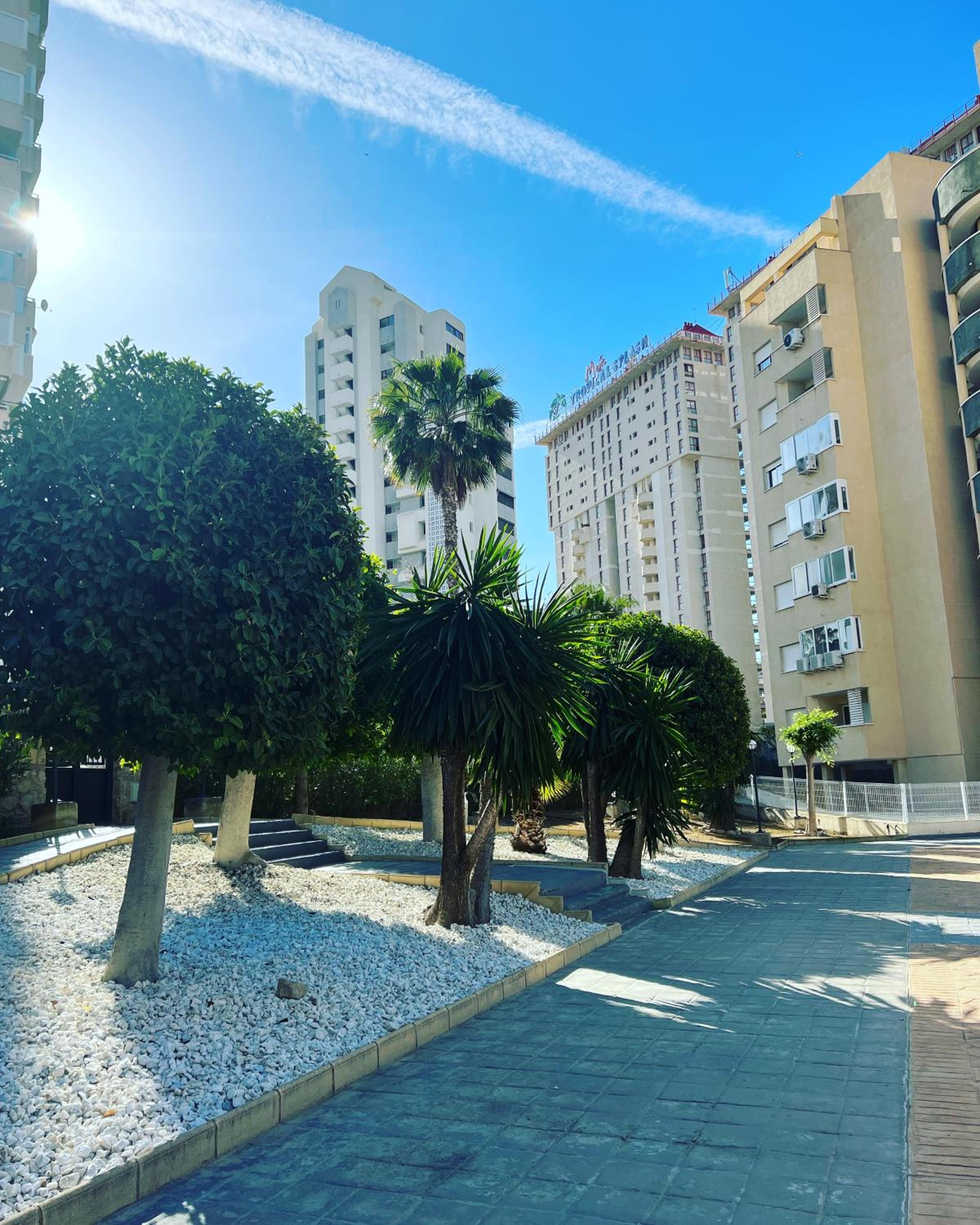 MAGIC STUDIO with swimming pool photo 2