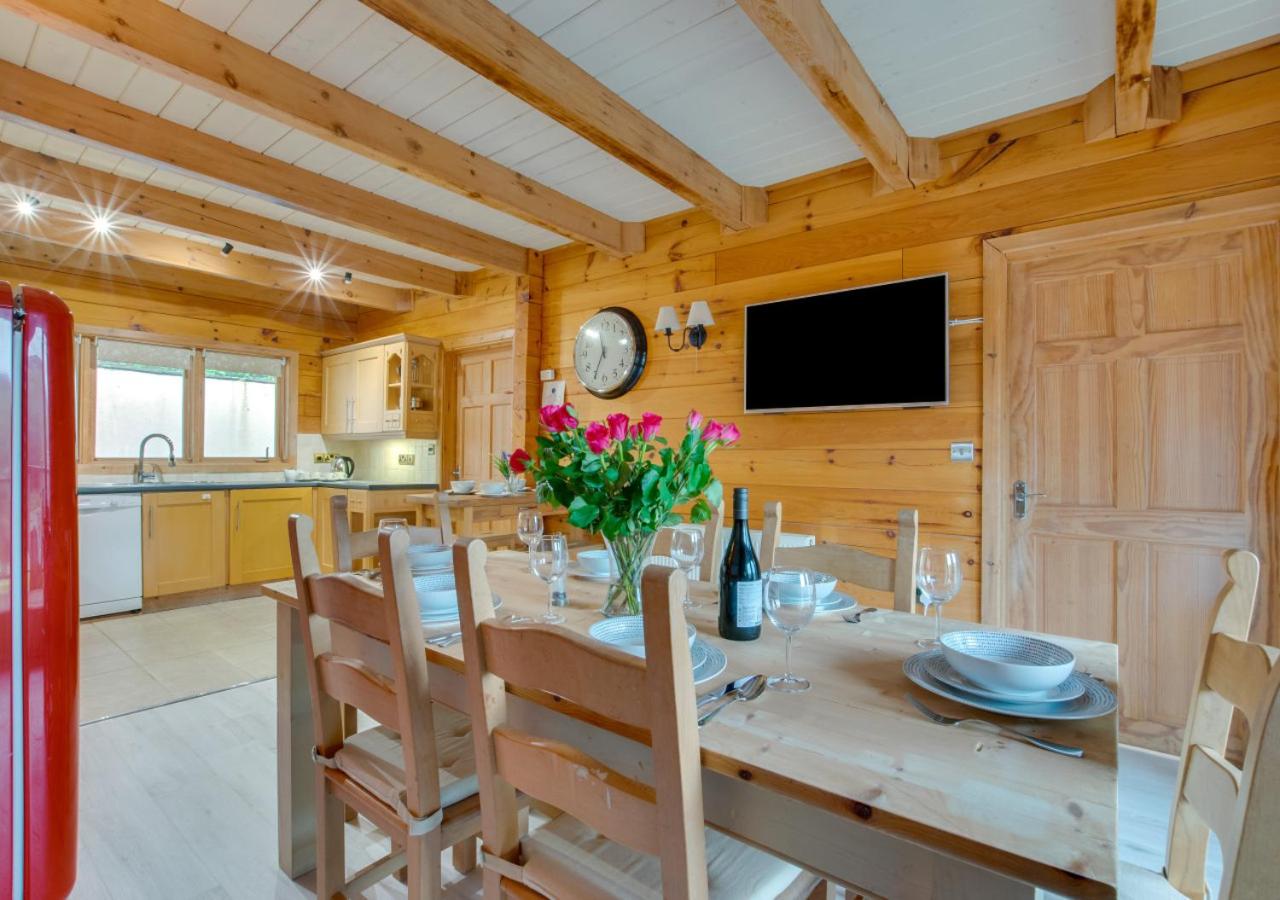 3 Bed in Wadebridge oc-p00104