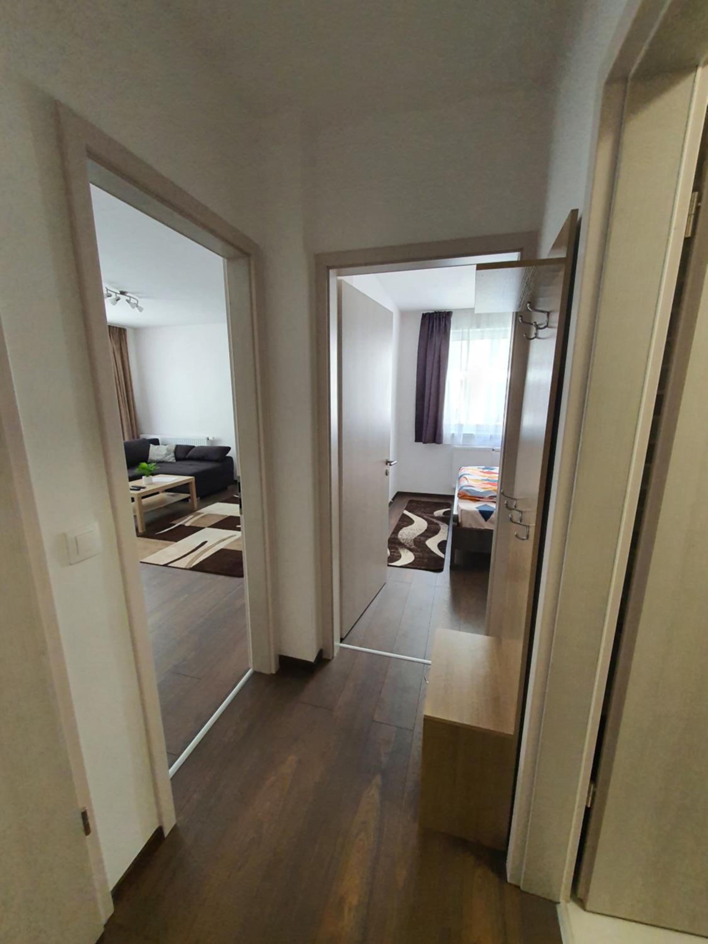 Park West Apartment - Free Parking