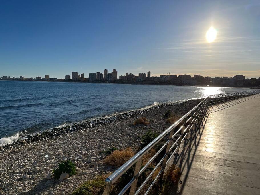Residencial salida directa al mar. Grandes vistas