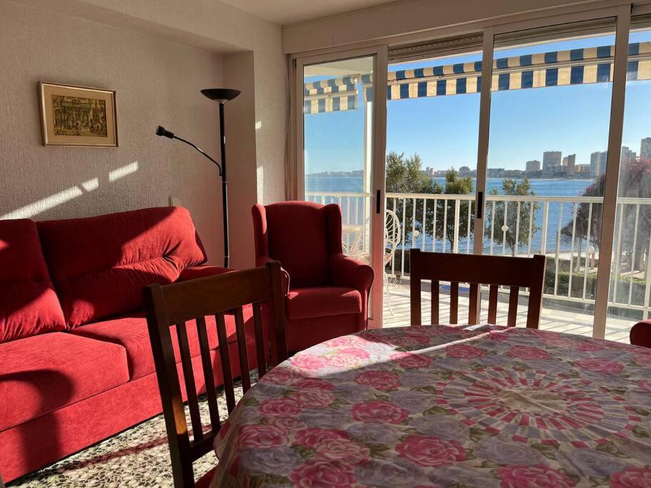 Residencial salida directa al mar. Grandes vistas