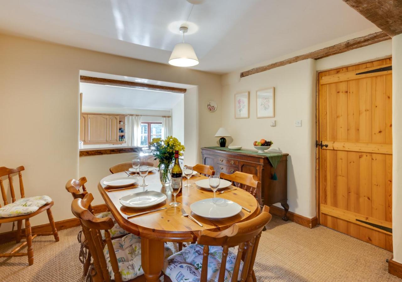4 Bed in West Somerton oc-273 view 3