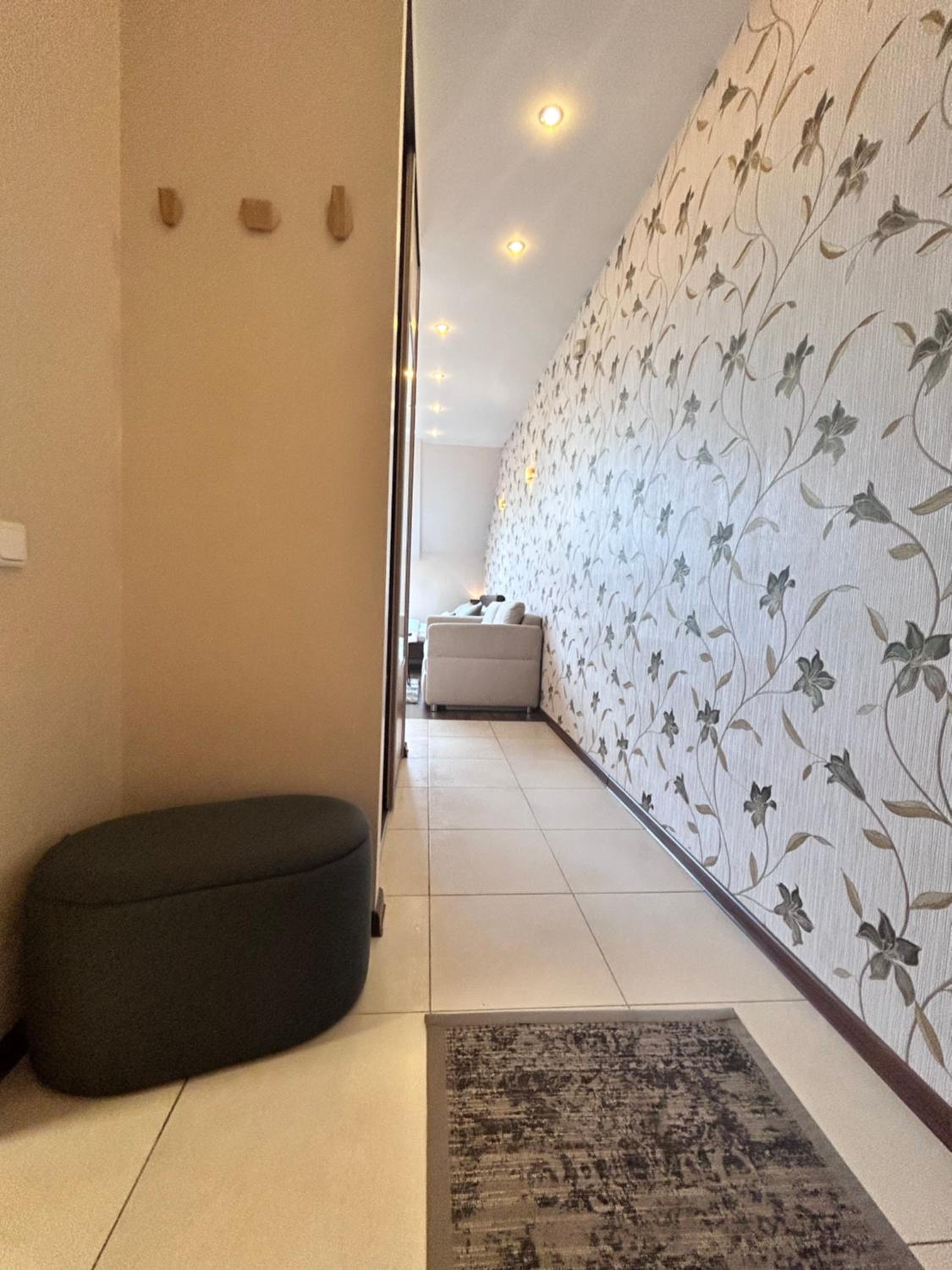 City center , studio apartment , 5 min to the sea view 4