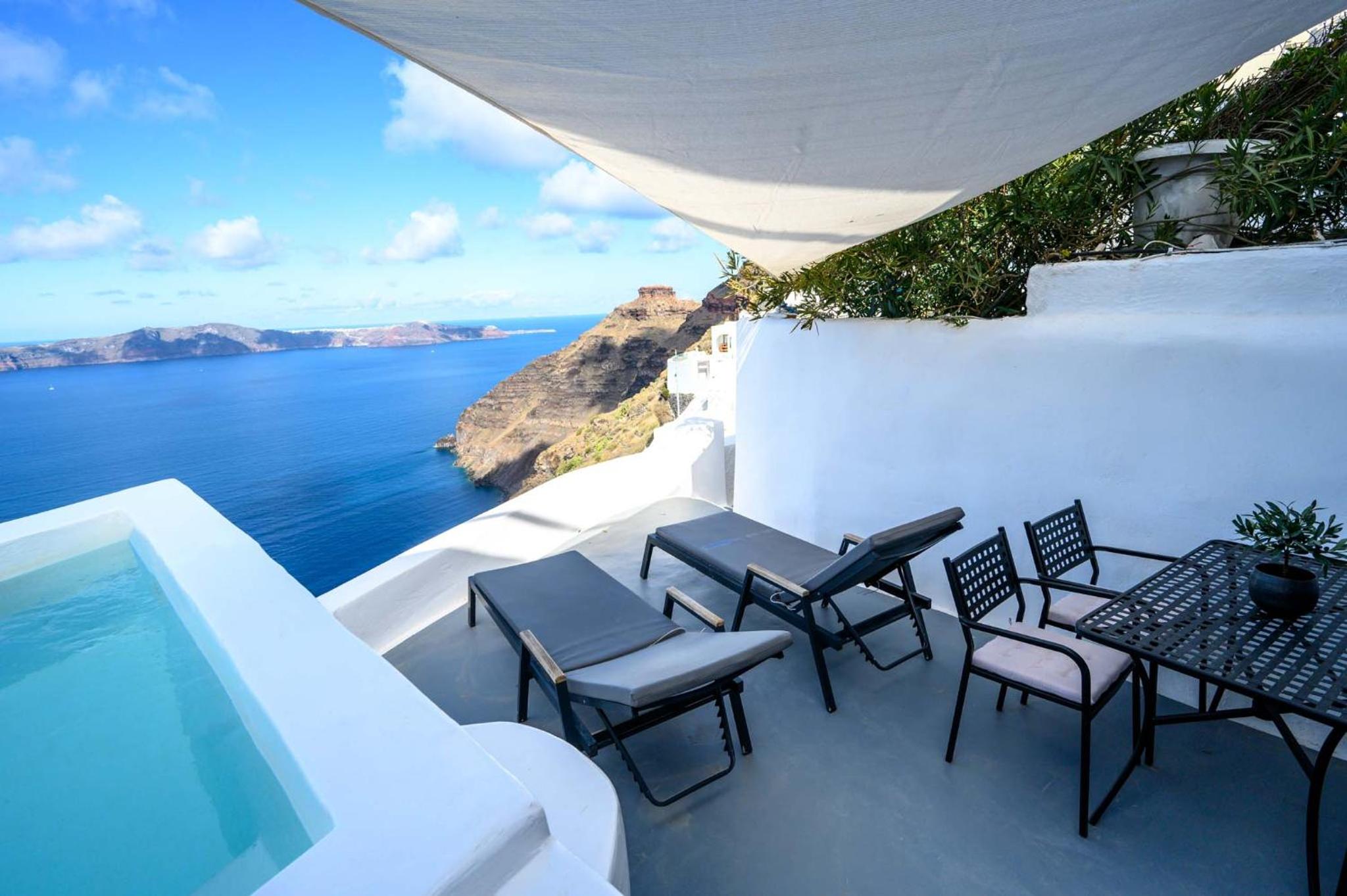 Karpimo Scenery - Caldera Sunset View - Private Hot Tub - Firostefani