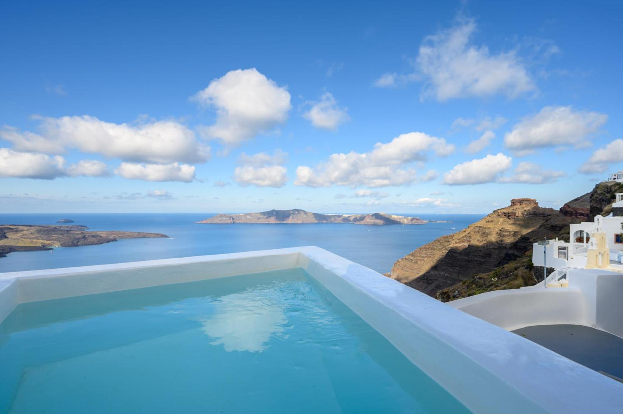 Karpimo Scenery - Caldera Sunset View - Private Hot Tub - Firostefani