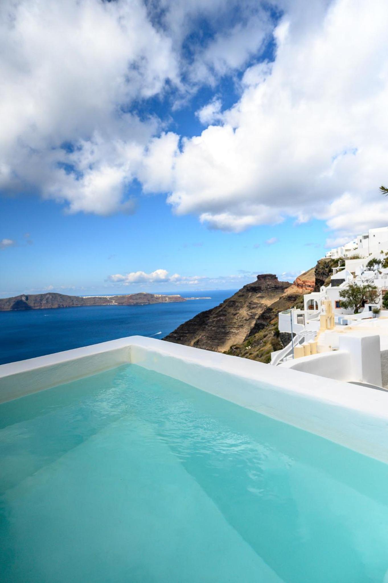 Karpimo Scenery - Caldera Sunset View - Private Hot Tub - Firostefani