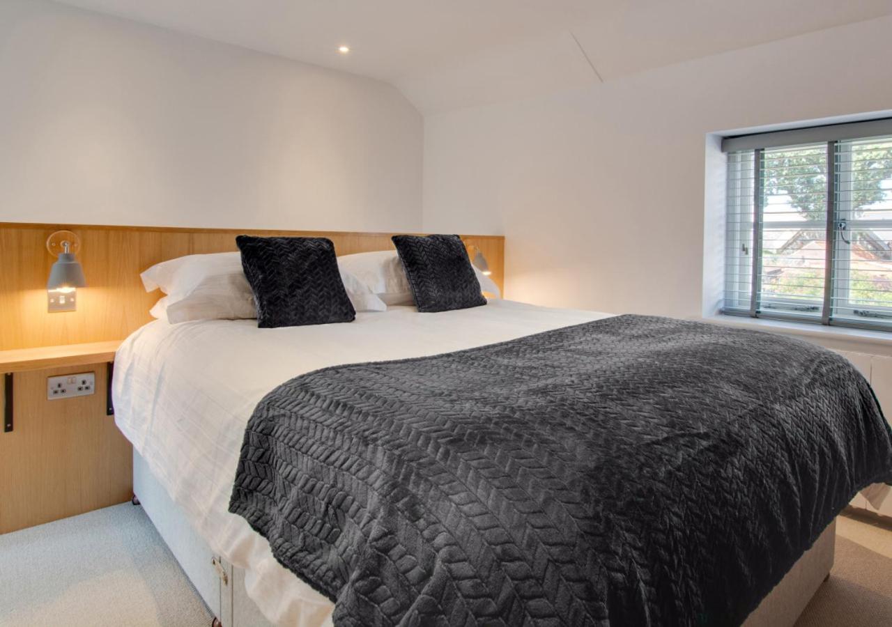 1 Bed in Holt oc-2184 view 3