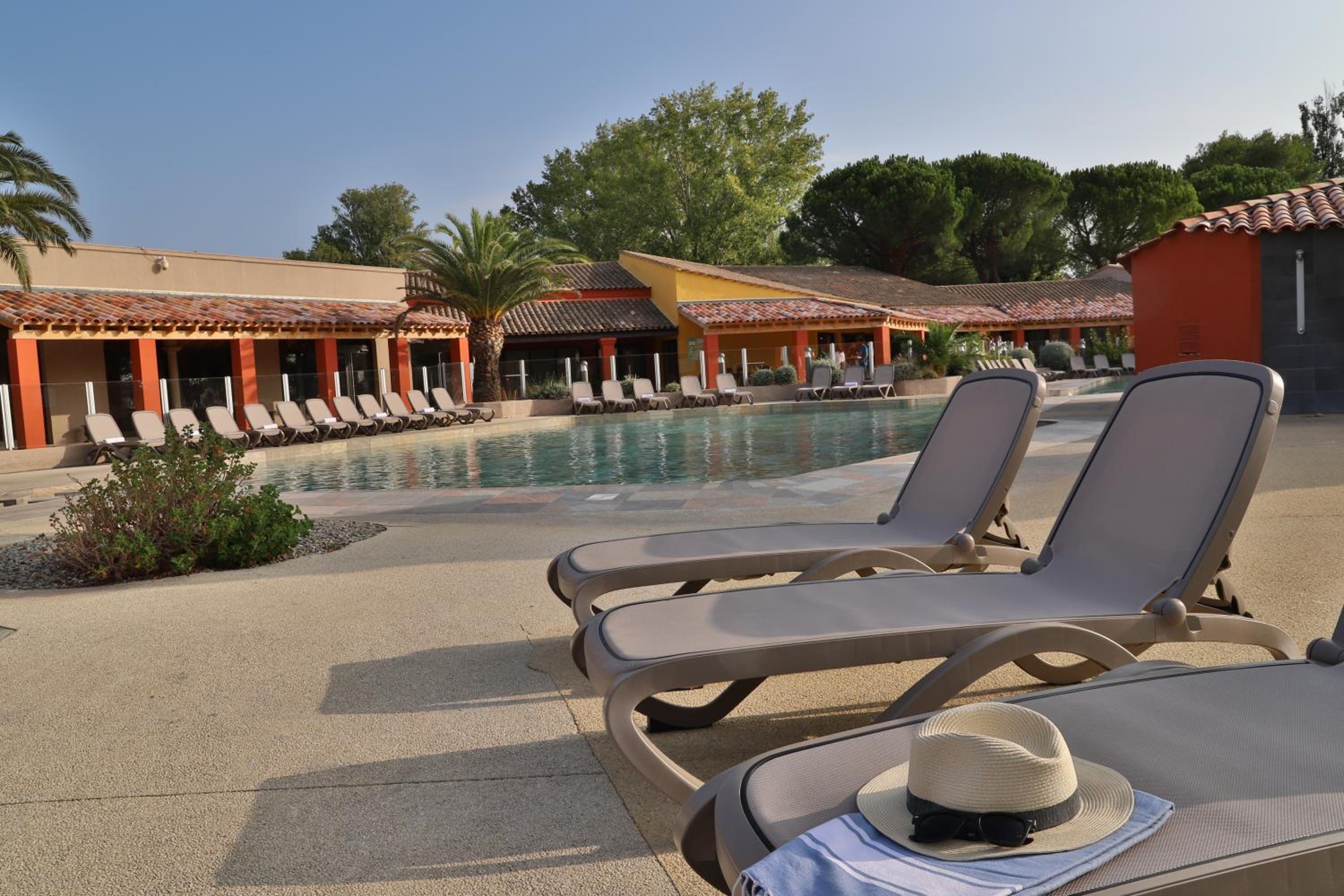 Arles Vacations - SOWELL HOTELS L'Olivier - Property Image 10
