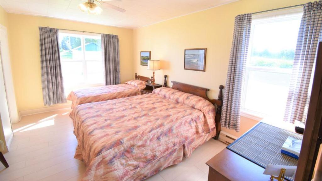 Lakeview Lodge and Cottages