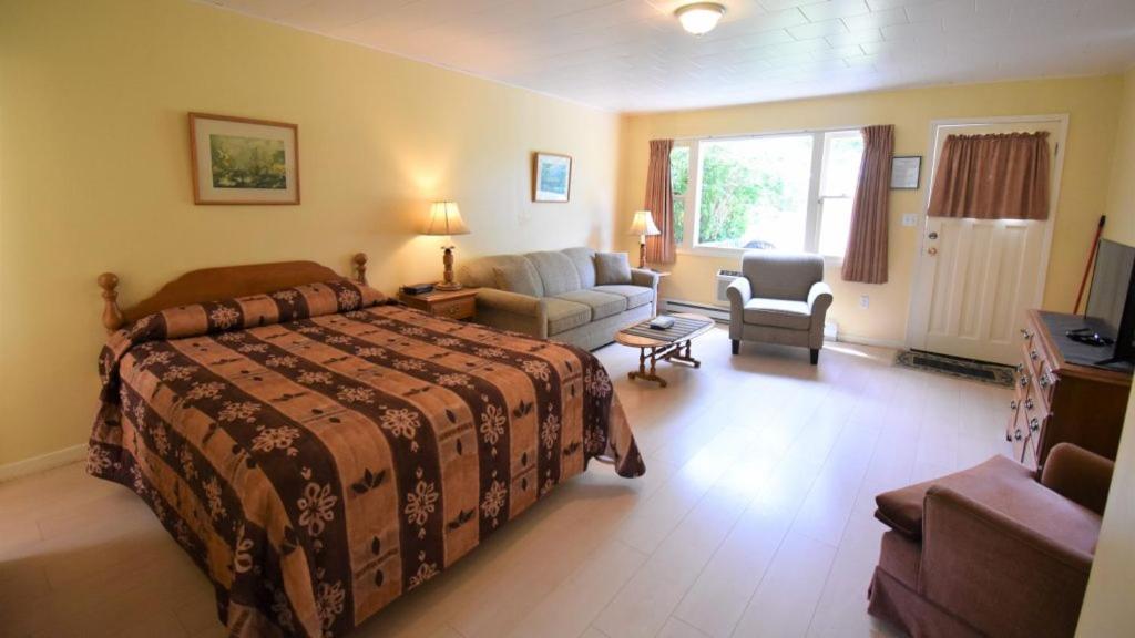 Lakeview Lodge and Cottages