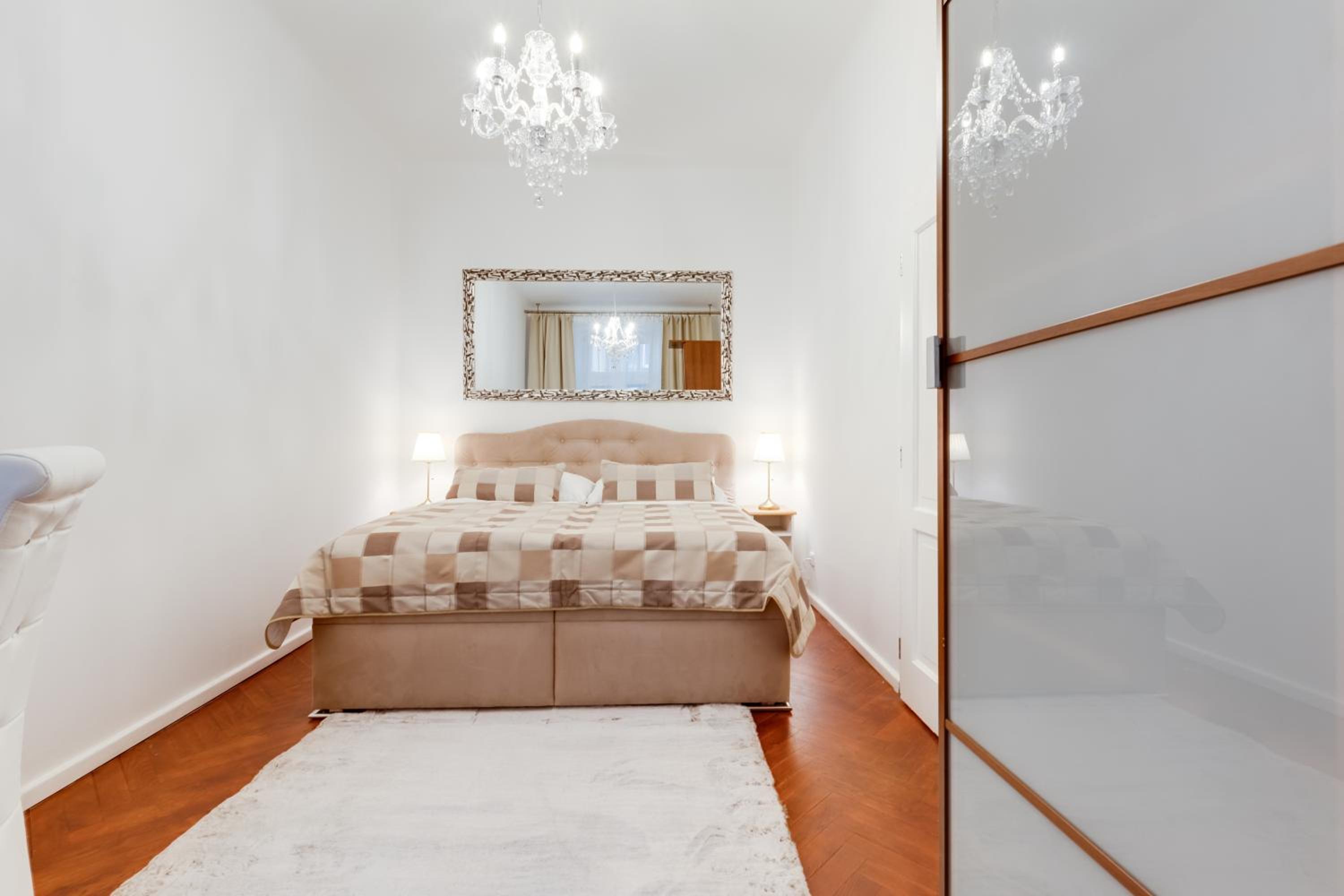 Luxury Riverside Apartments In The Center Of Prague