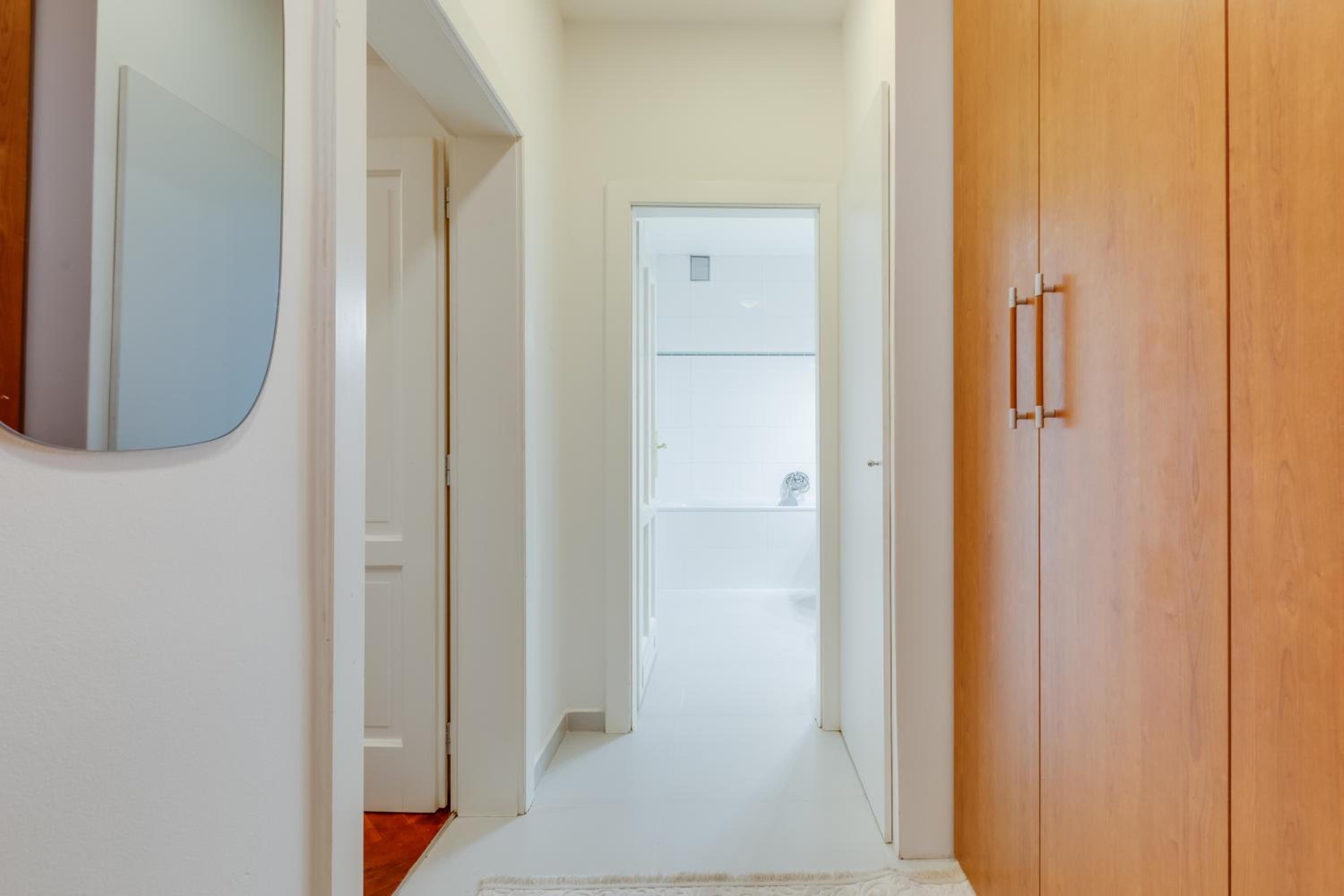 Luxury Riverside Apartments In The Center Of Prague