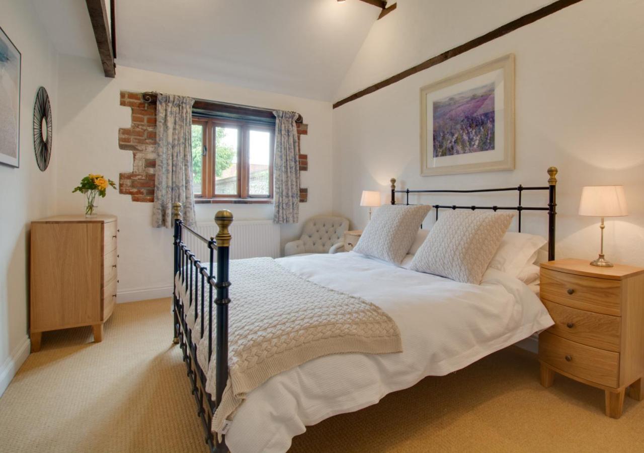 5 Bed in Docking oc-2149 view 3