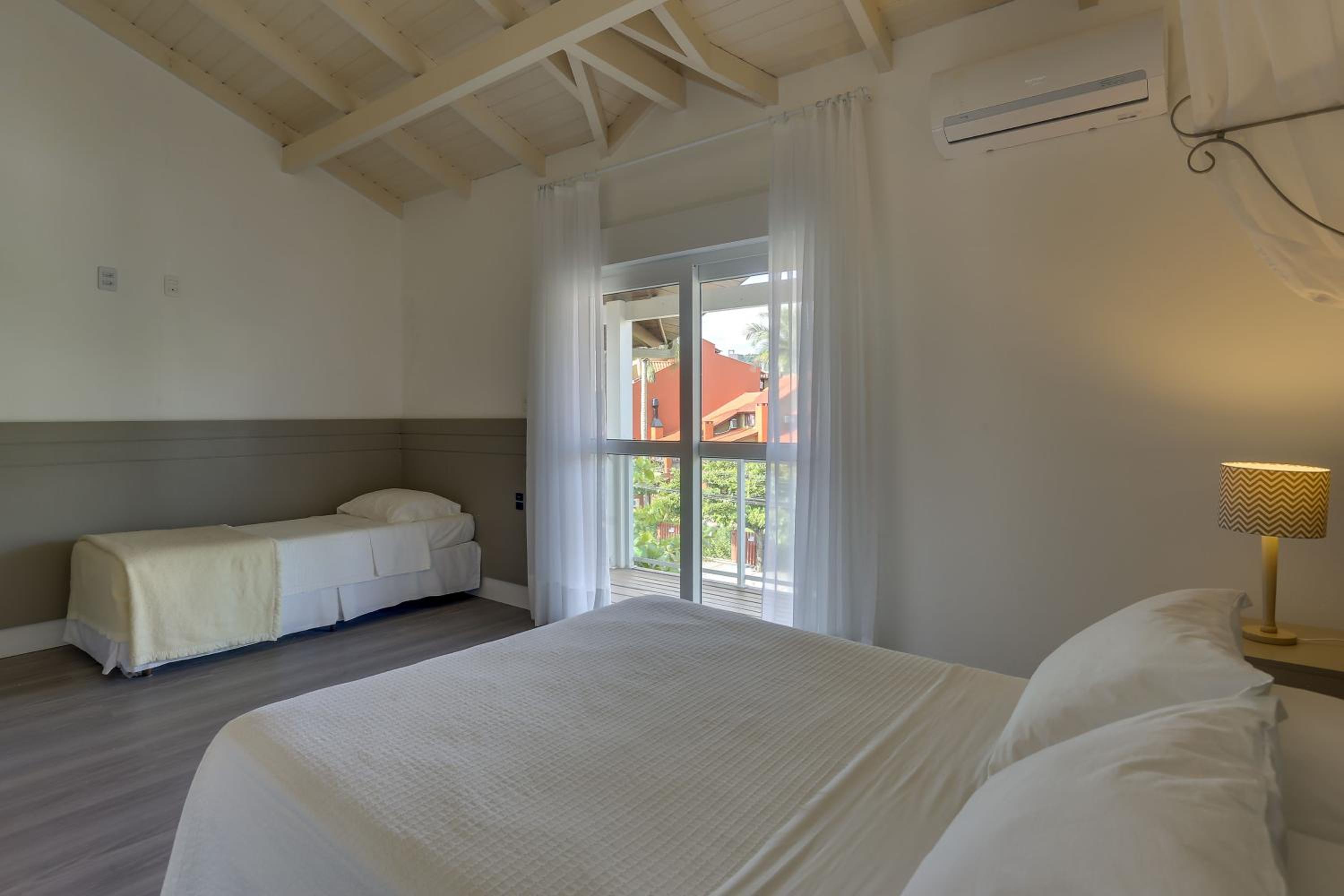 Villas Jurerê Residences