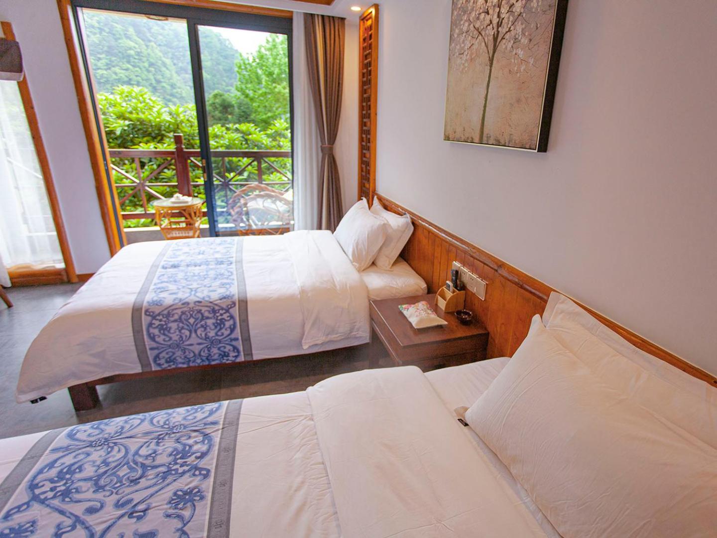 Zhangjiajie Mount View Cottage