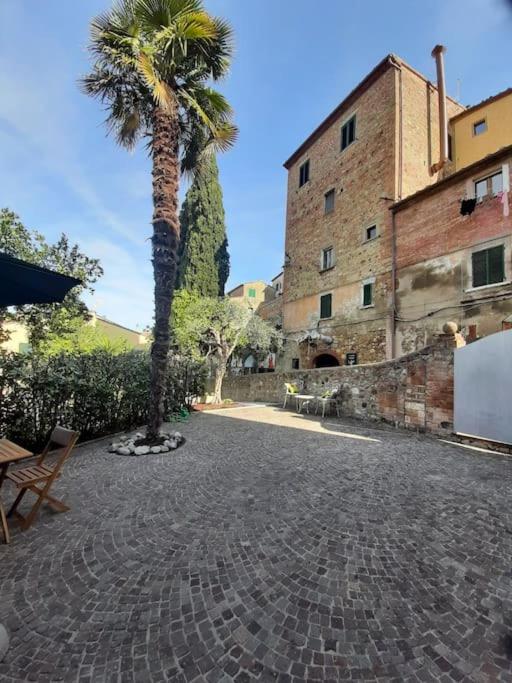Lajatico Rentals - Casa di Alice nel Borgo view 4