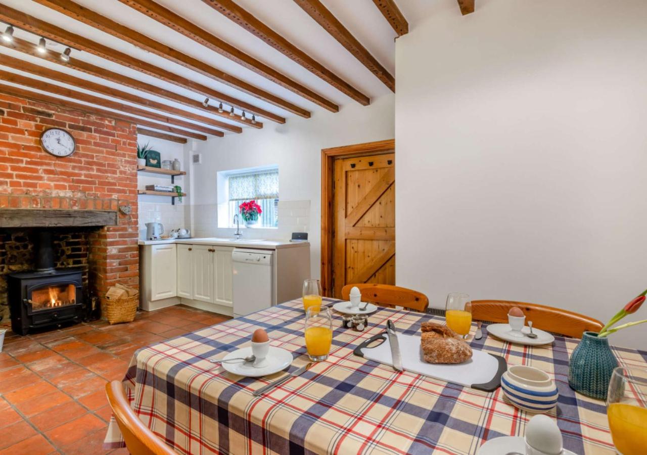 2 Bed in Weybourne oc-2372