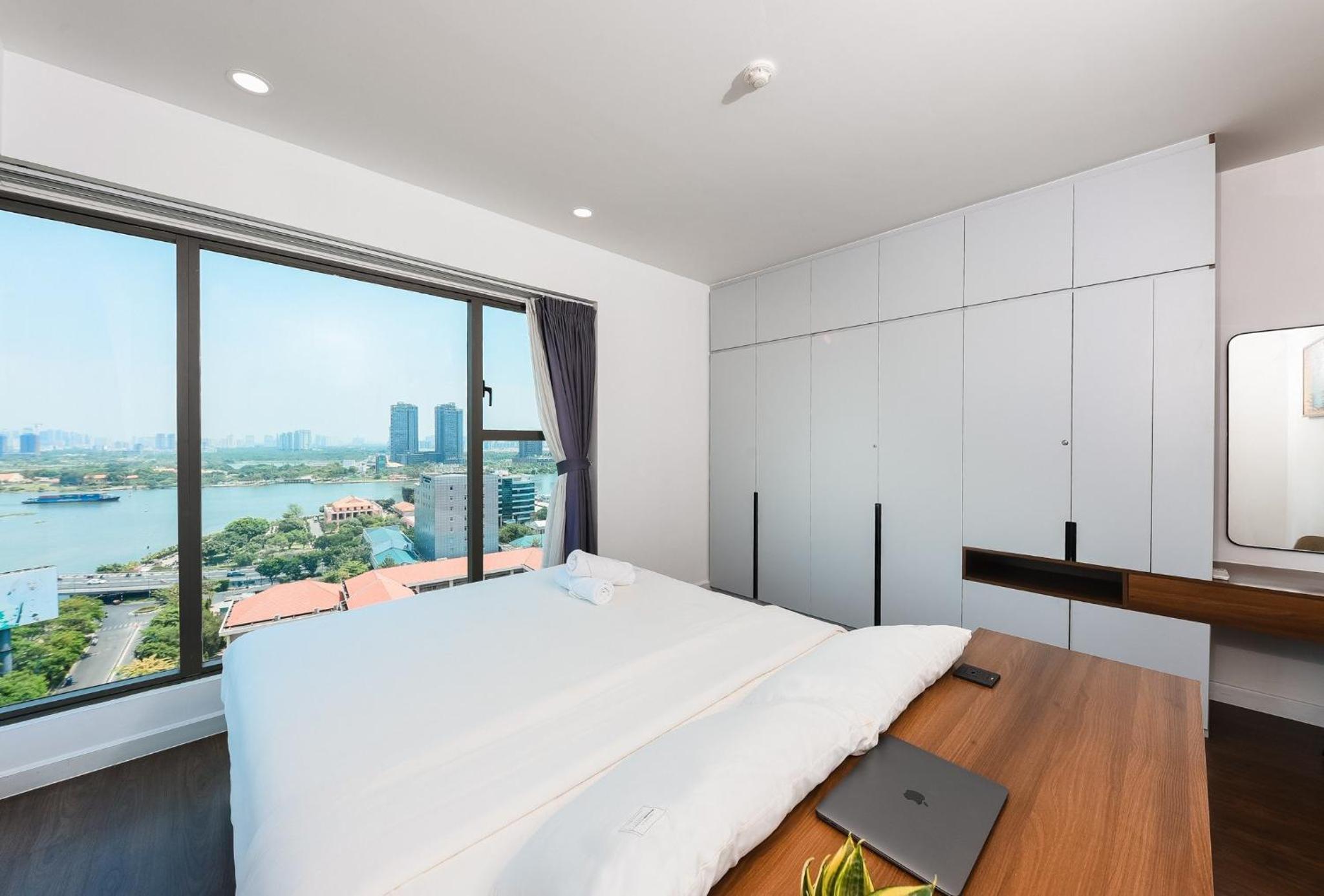 Anna Apartment
