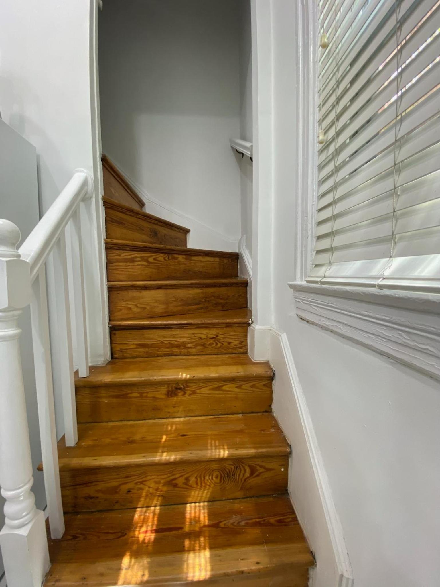 Large DUPLEX Apt 2Bdrm 1Den-Metro, photo 51