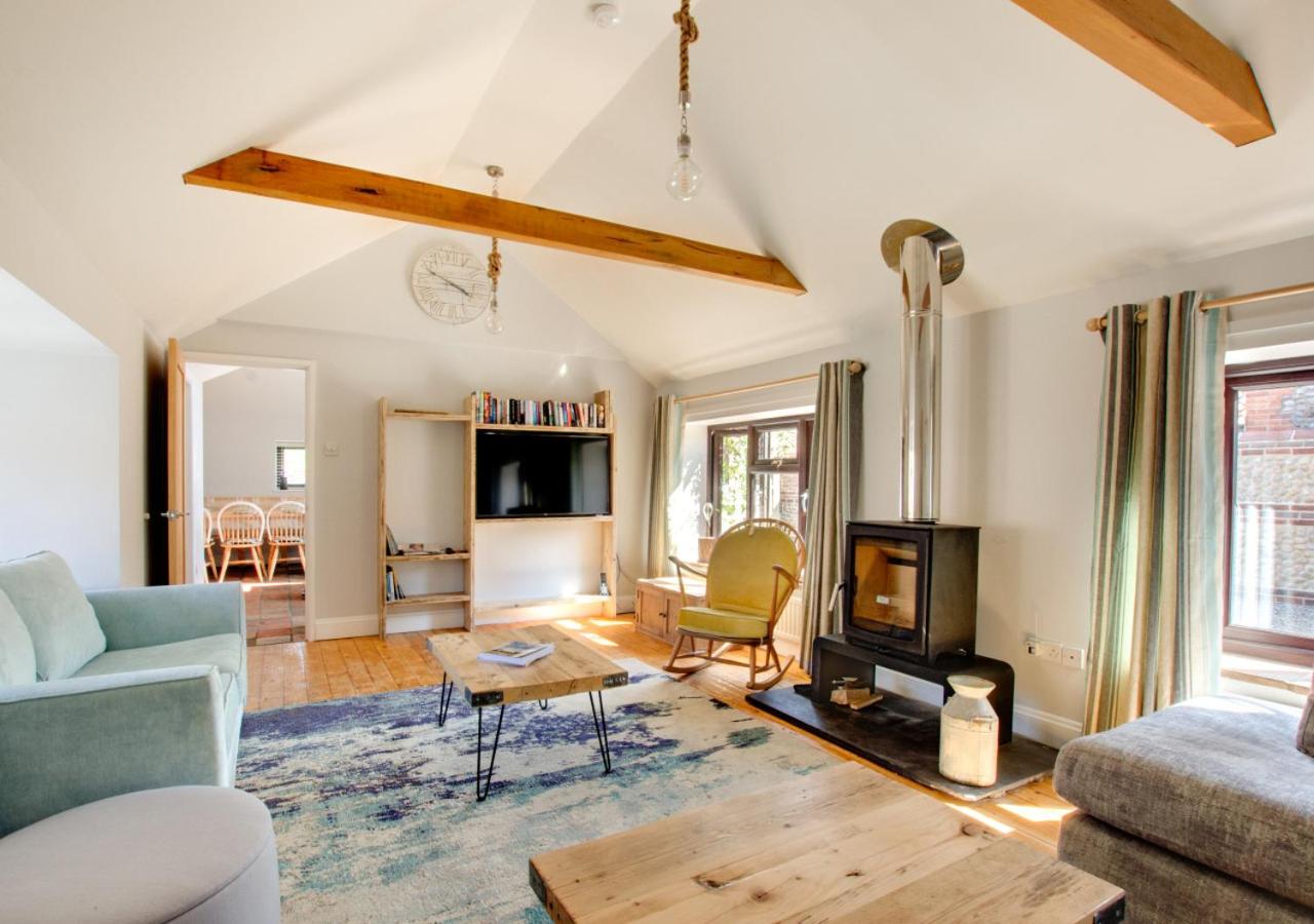 5 Bed in Salthouse oc-cubot