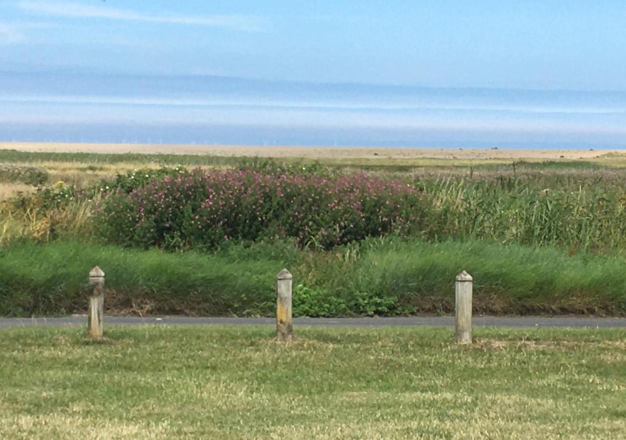 5 Bed in Salthouse oc-cubot