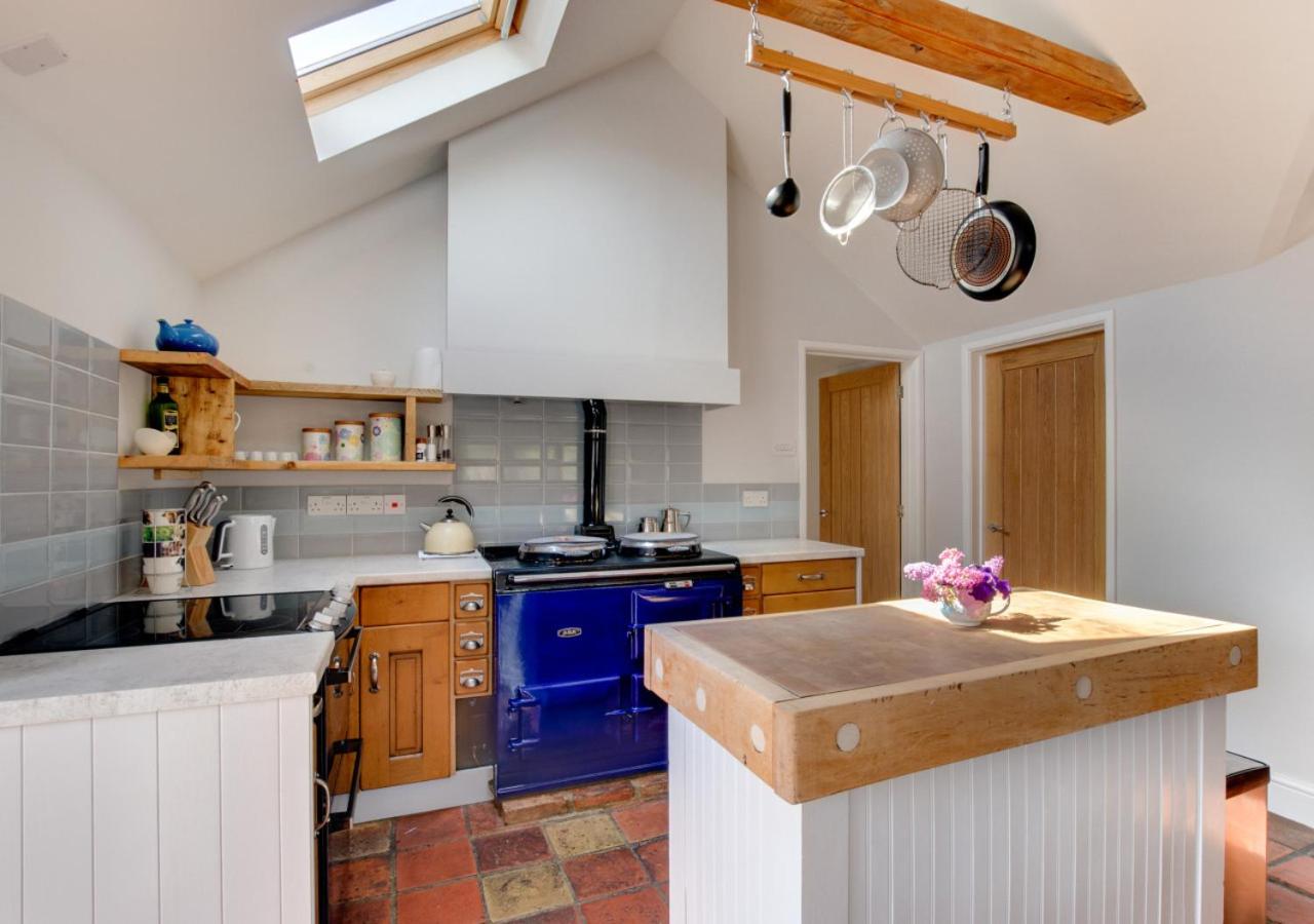 5 Bed in Salthouse oc-cubot