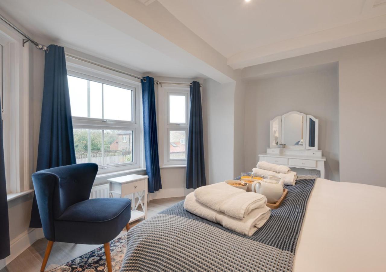 6 Bed in Bacton oc-2316