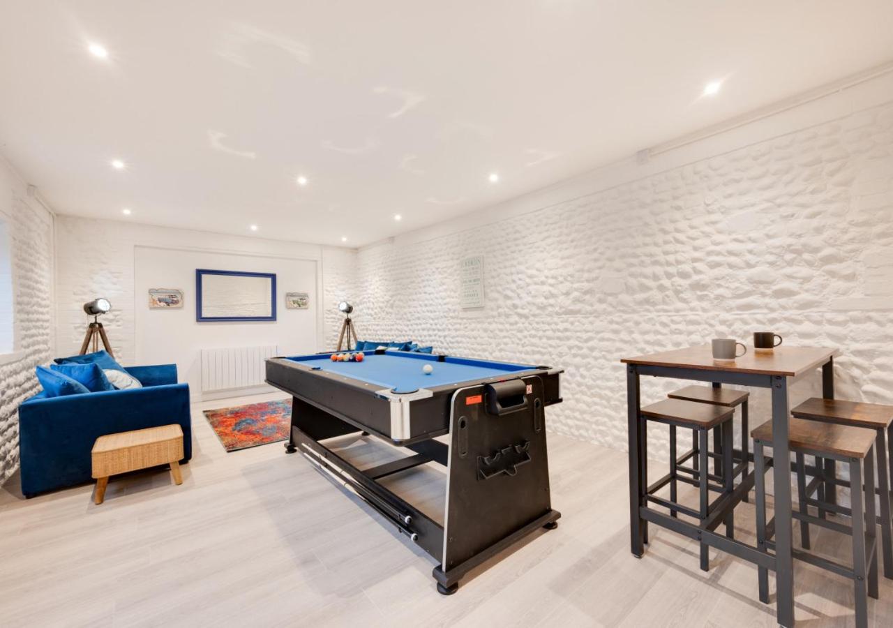 6 Bed in Bacton oc-2316