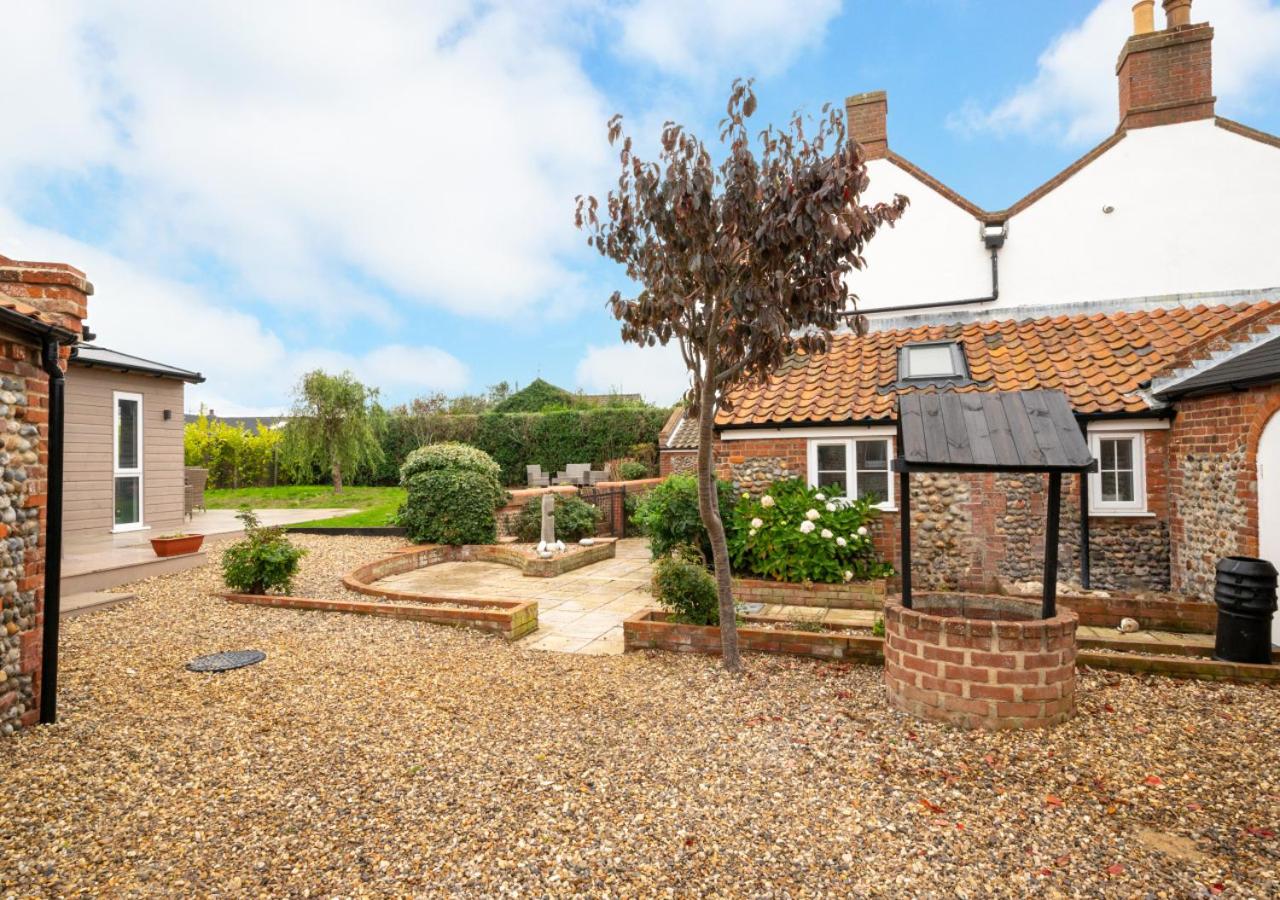 6 Bed in Bacton oc-2316