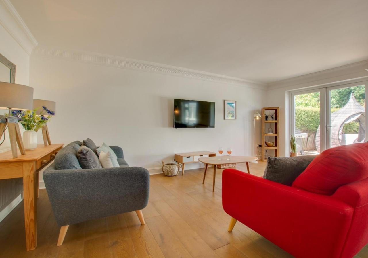 5 Bed in Bodham oc-2204