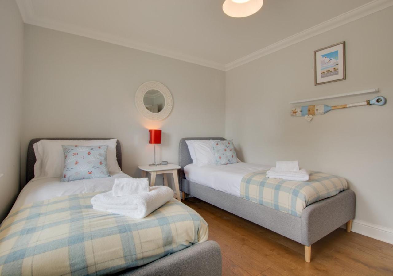 5 Bed in Bodham oc-2204