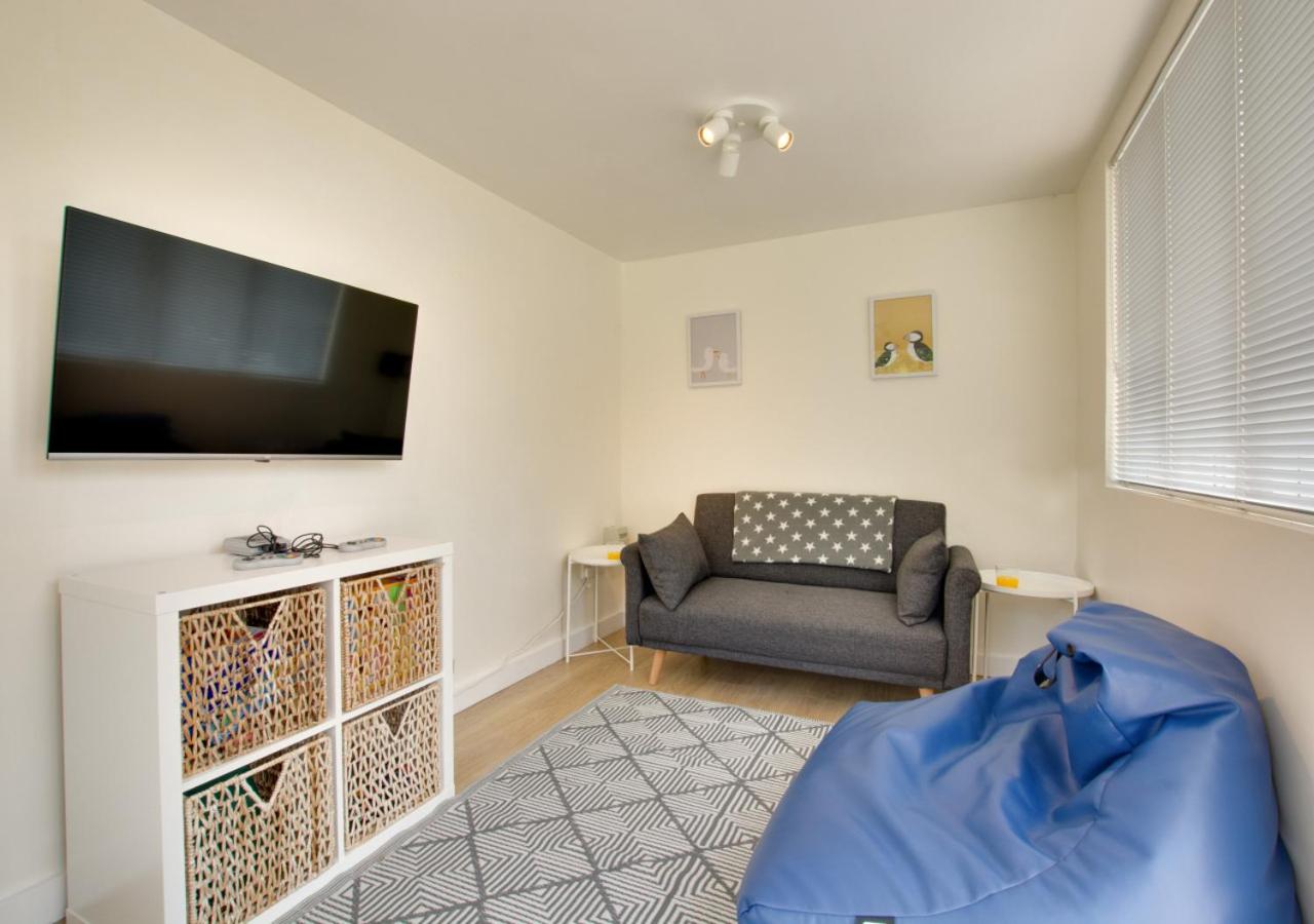 5 Bed in Bodham oc-2204