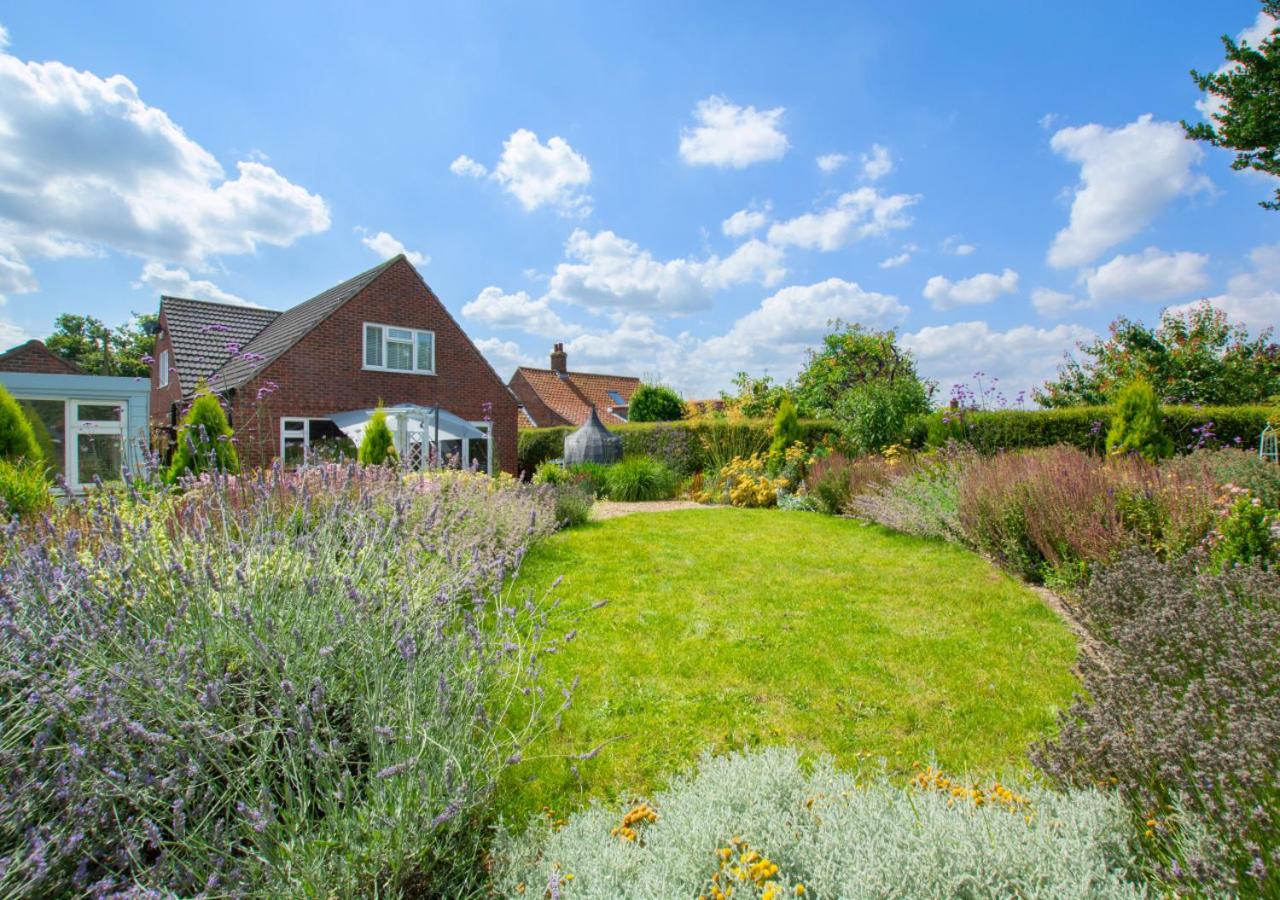 5 Bed in Bodham oc-2204