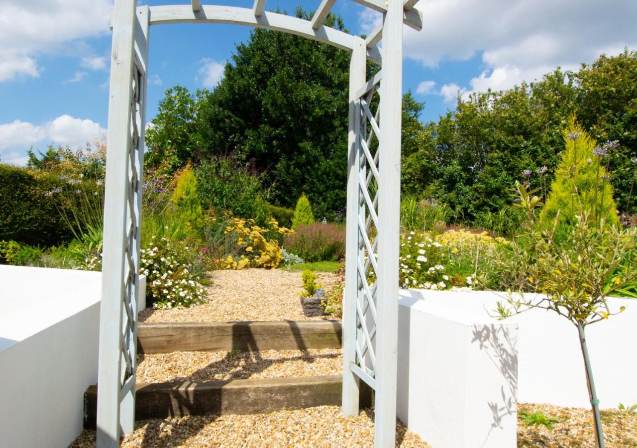 5 Bed in Bodham oc-2204