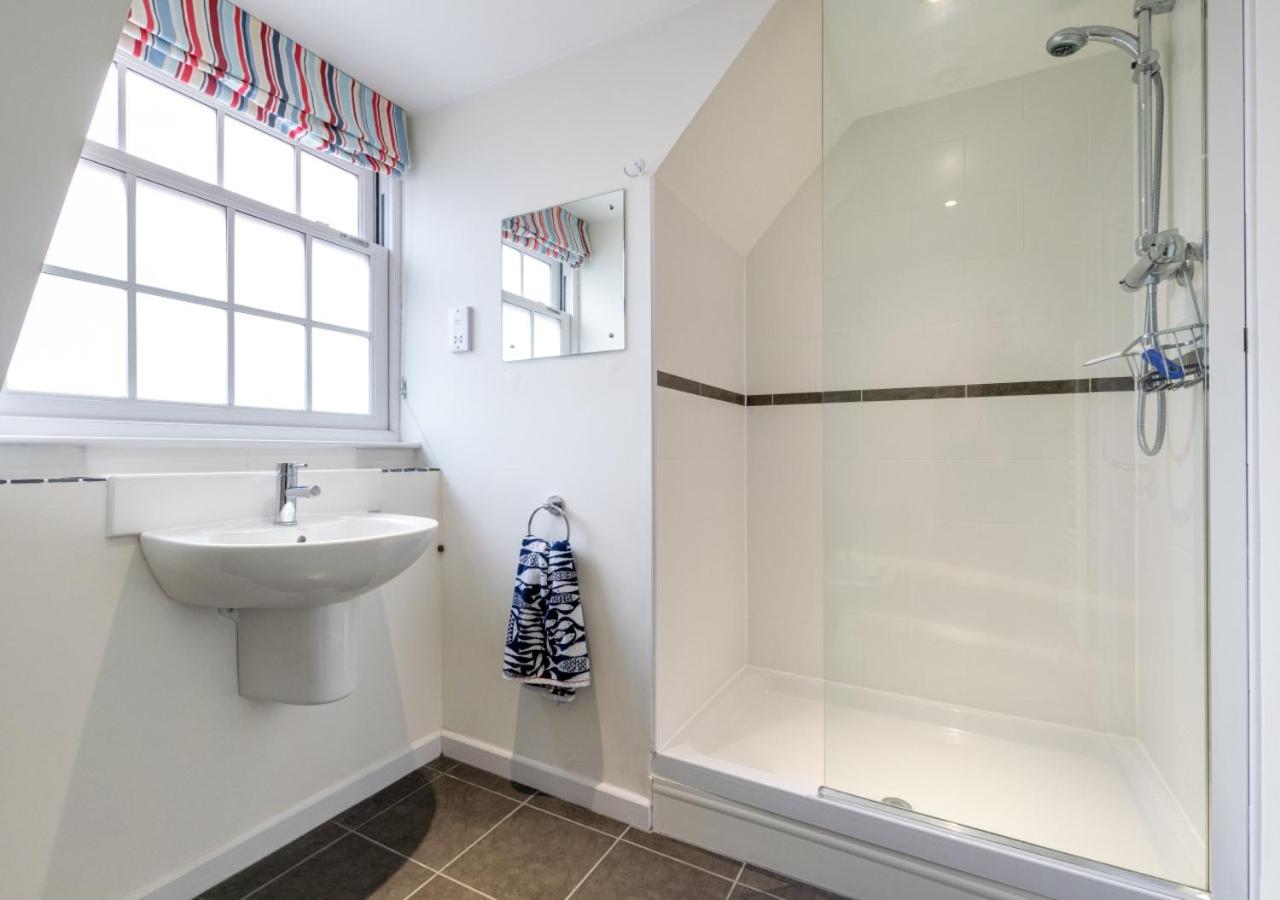 4 Bed in Cromer oc-1942