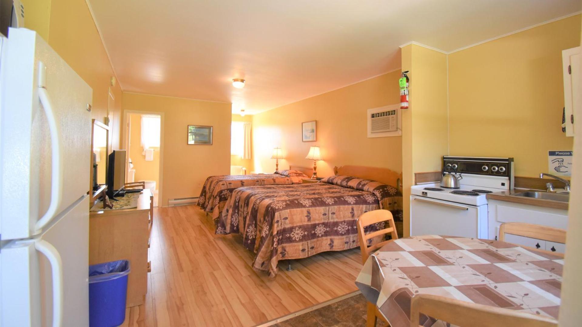 Lakeview Lodge and Cottages